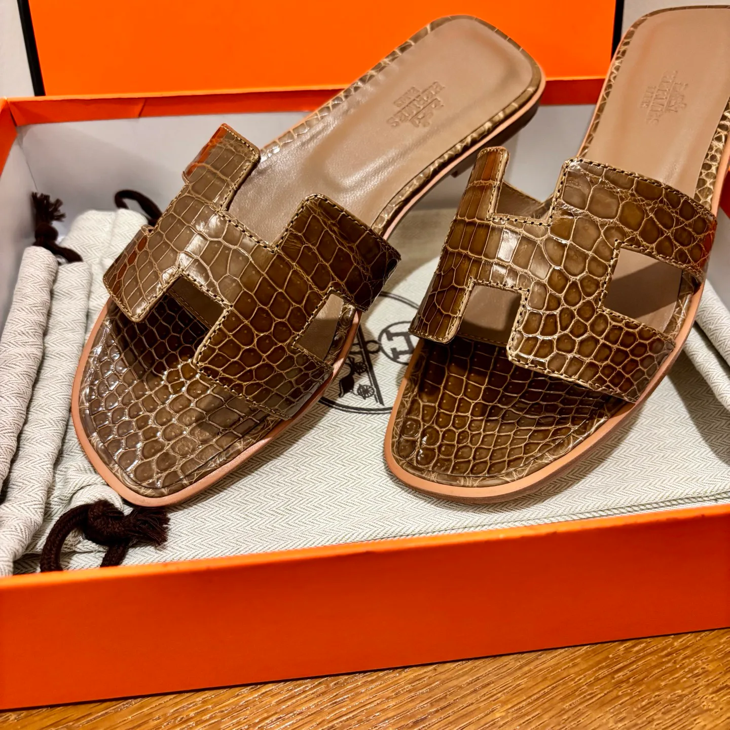 Шлепанцы Женские Hermes 4504002