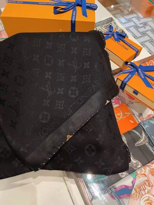 Платки Louis Vuitton 11613648