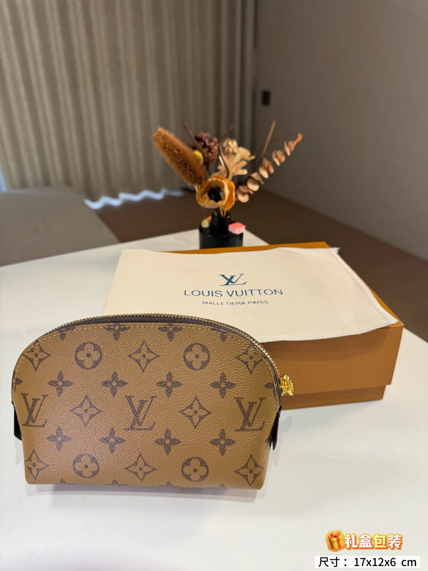 Клатчи Женские Louis Vuitton 18013767