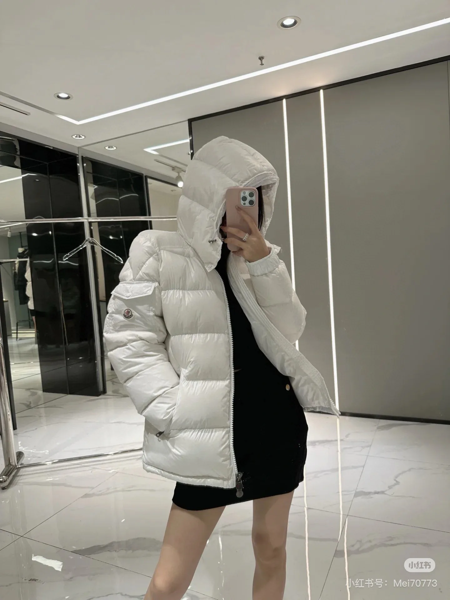 Куртки И Пуховики Женские Moncler 134192