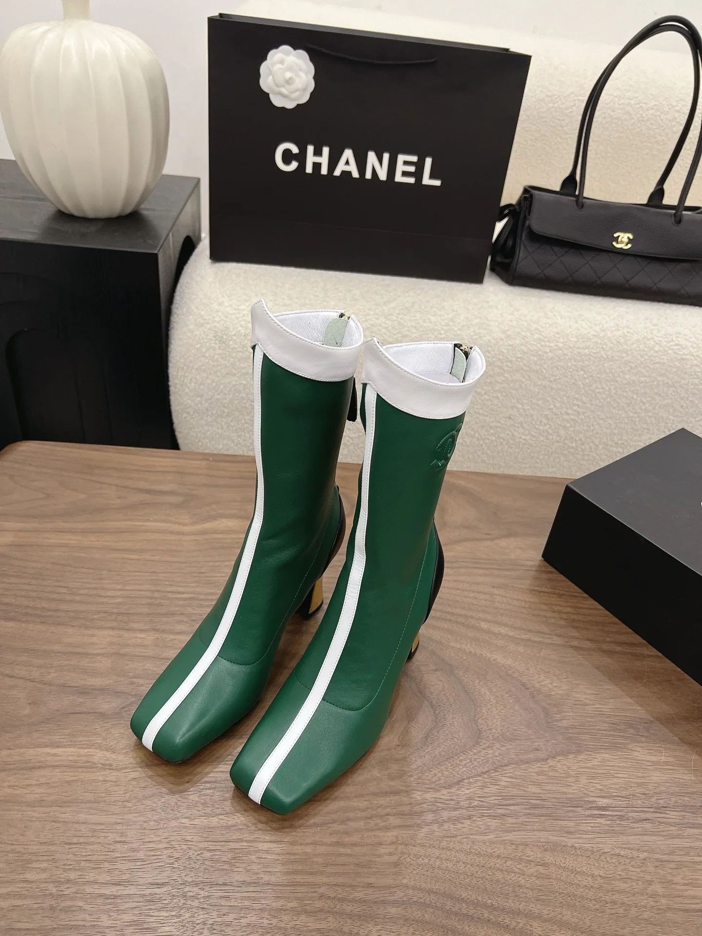 Сапоги Женские Chanel 17349811