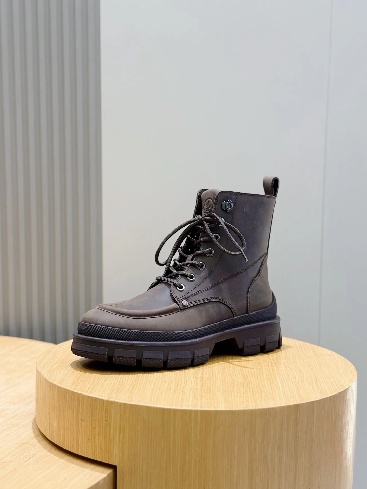 Ботинки Мужские Moncler 19423332