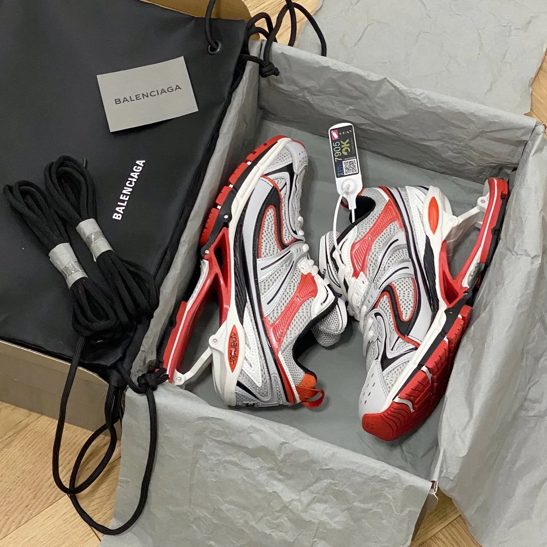 Кроссовки Женские Balenciaga 4439950
