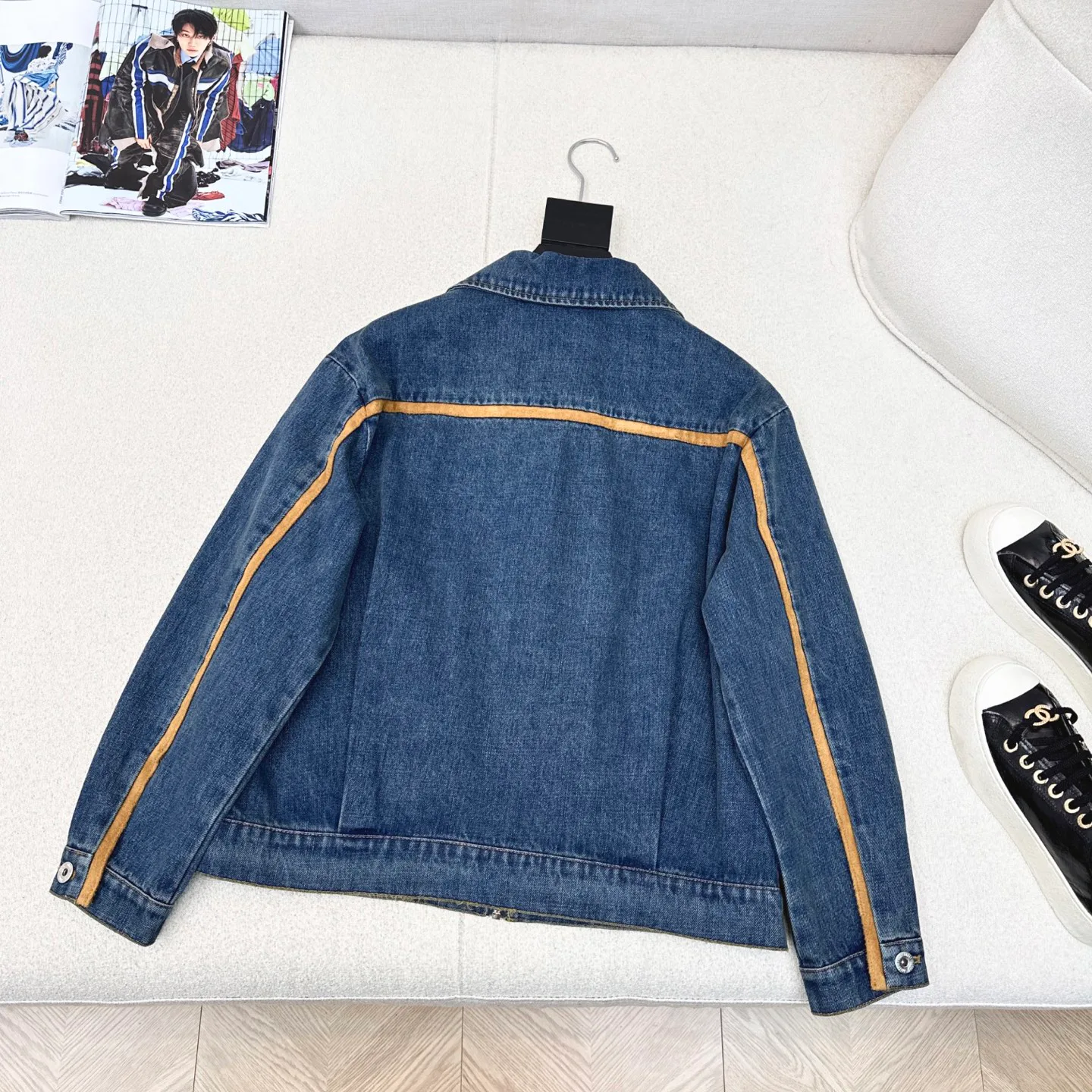 Куртки И Пуховики Женские Miu Miu 4268951