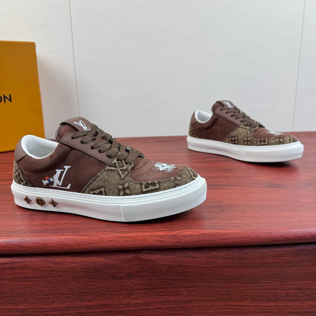 Кроссовки Мужские Louis Vuitton 18100491
