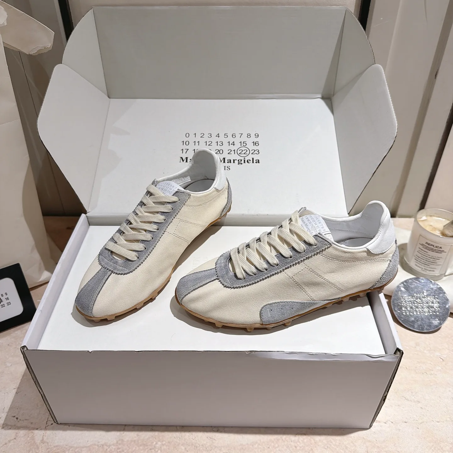Кроссовки Женские Maison Margiela 18466273