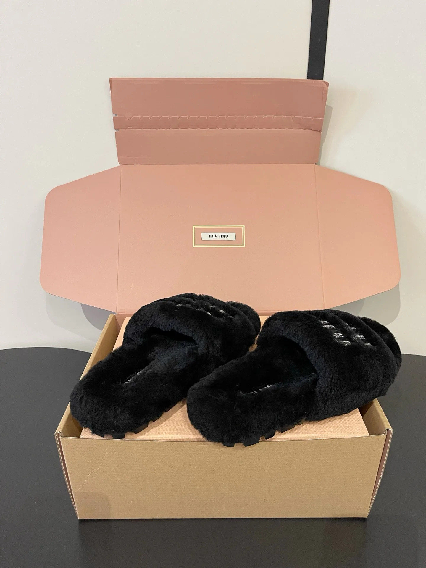 Тапочки Женские Miu Miu 18989484