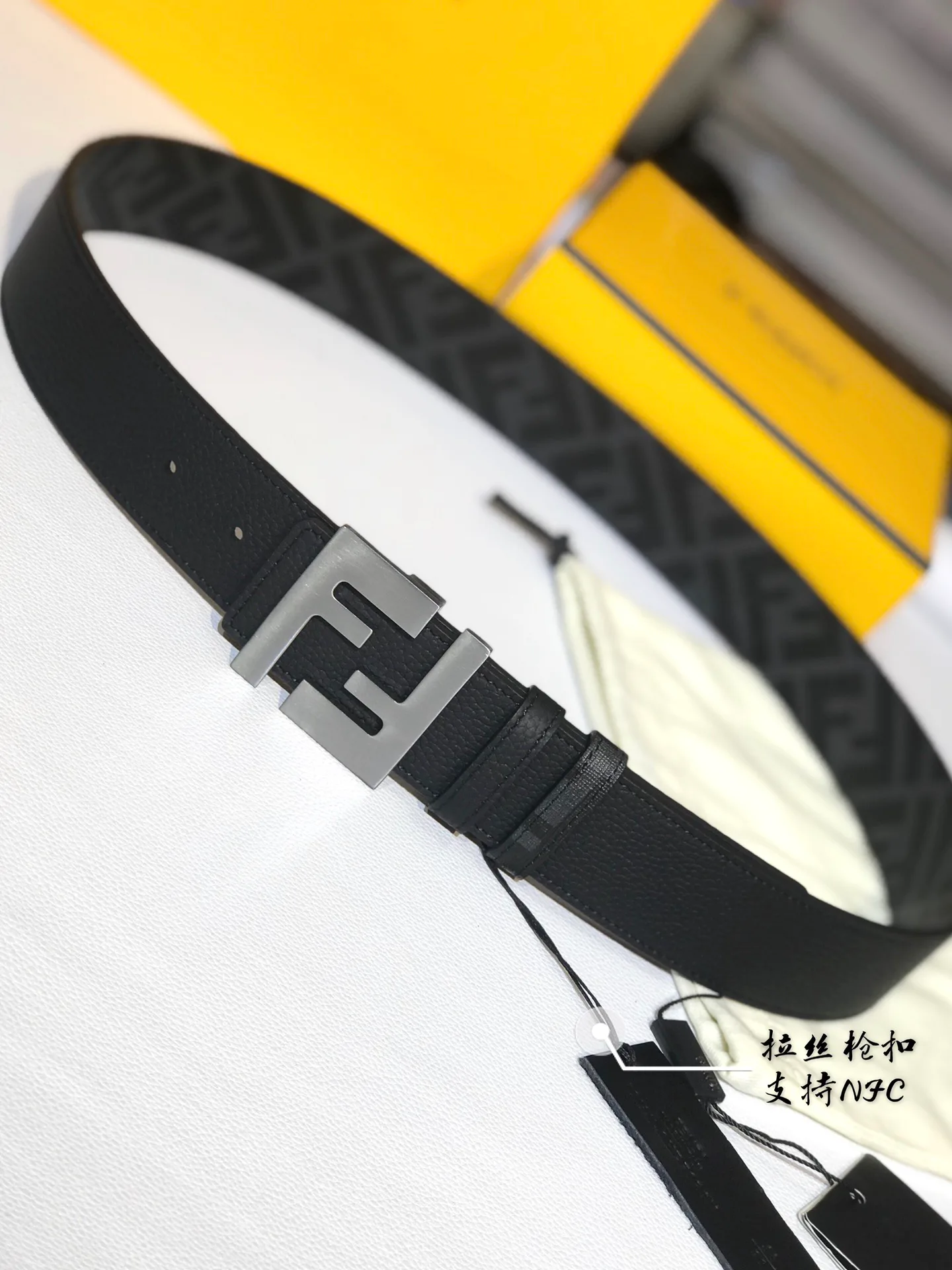Ремни Fendi 14659340