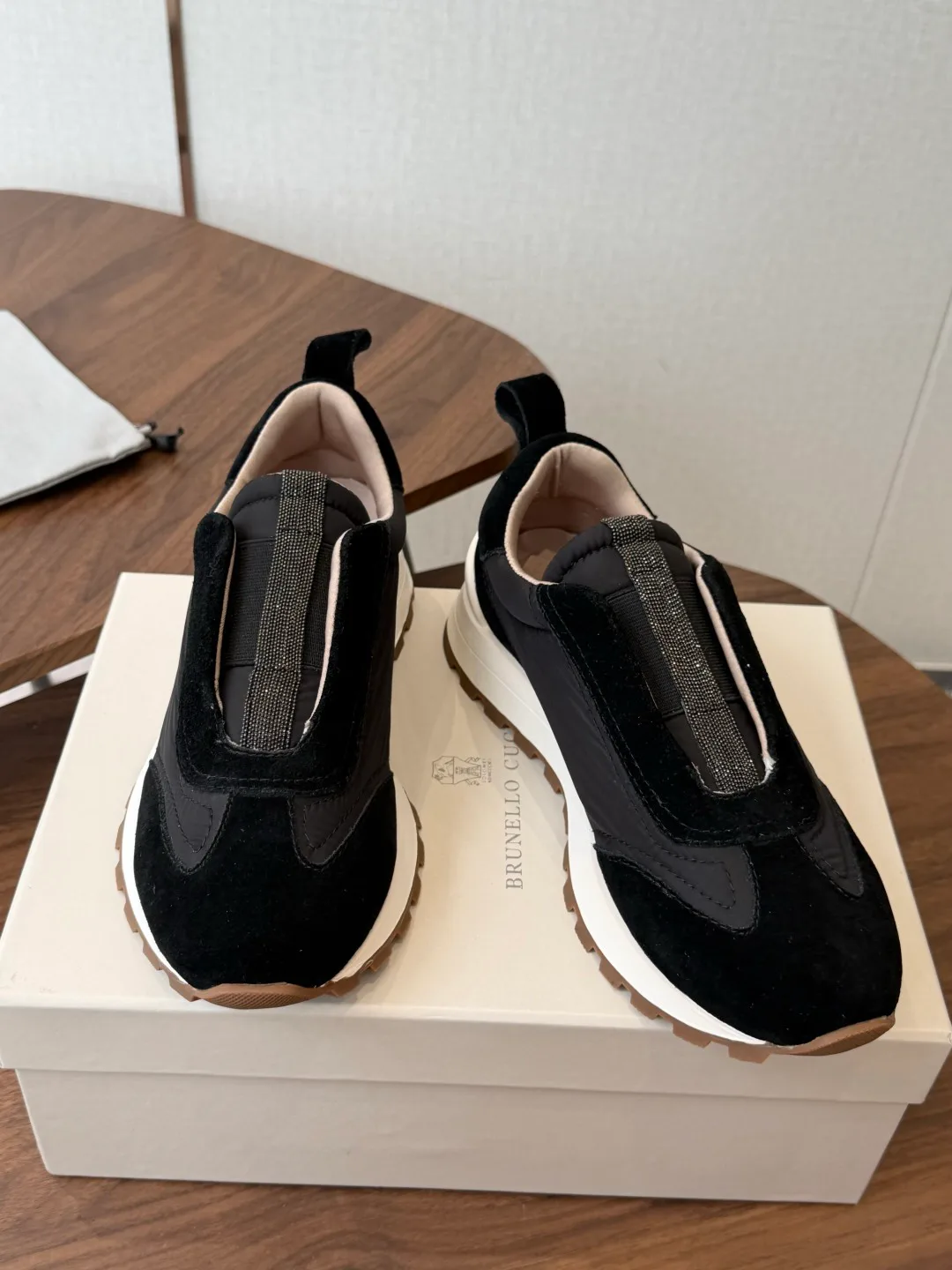 Кроссовки Женские Brunello Cucinelli 17461330
