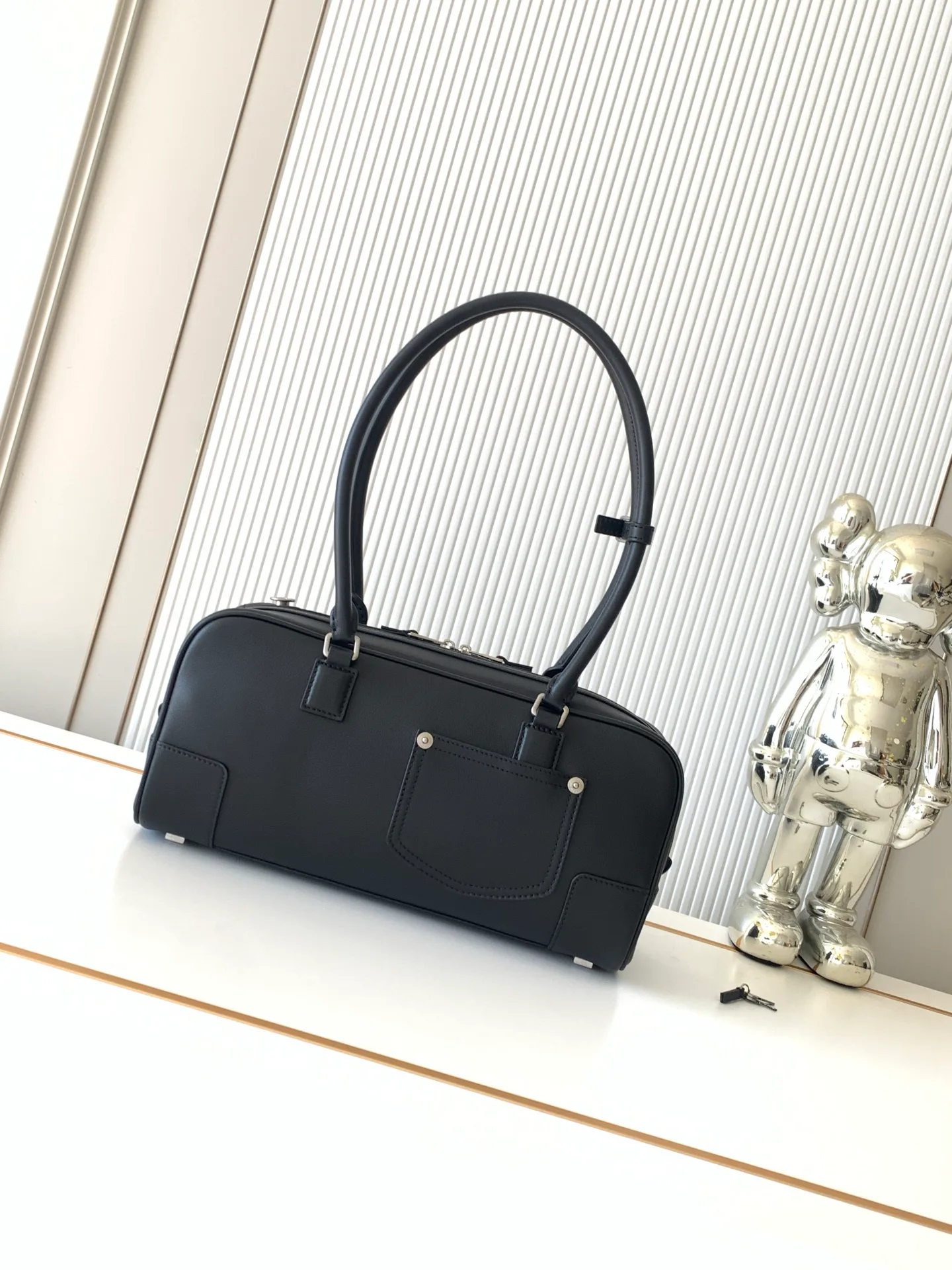Классические Сумки Женские Loewe 11504281
