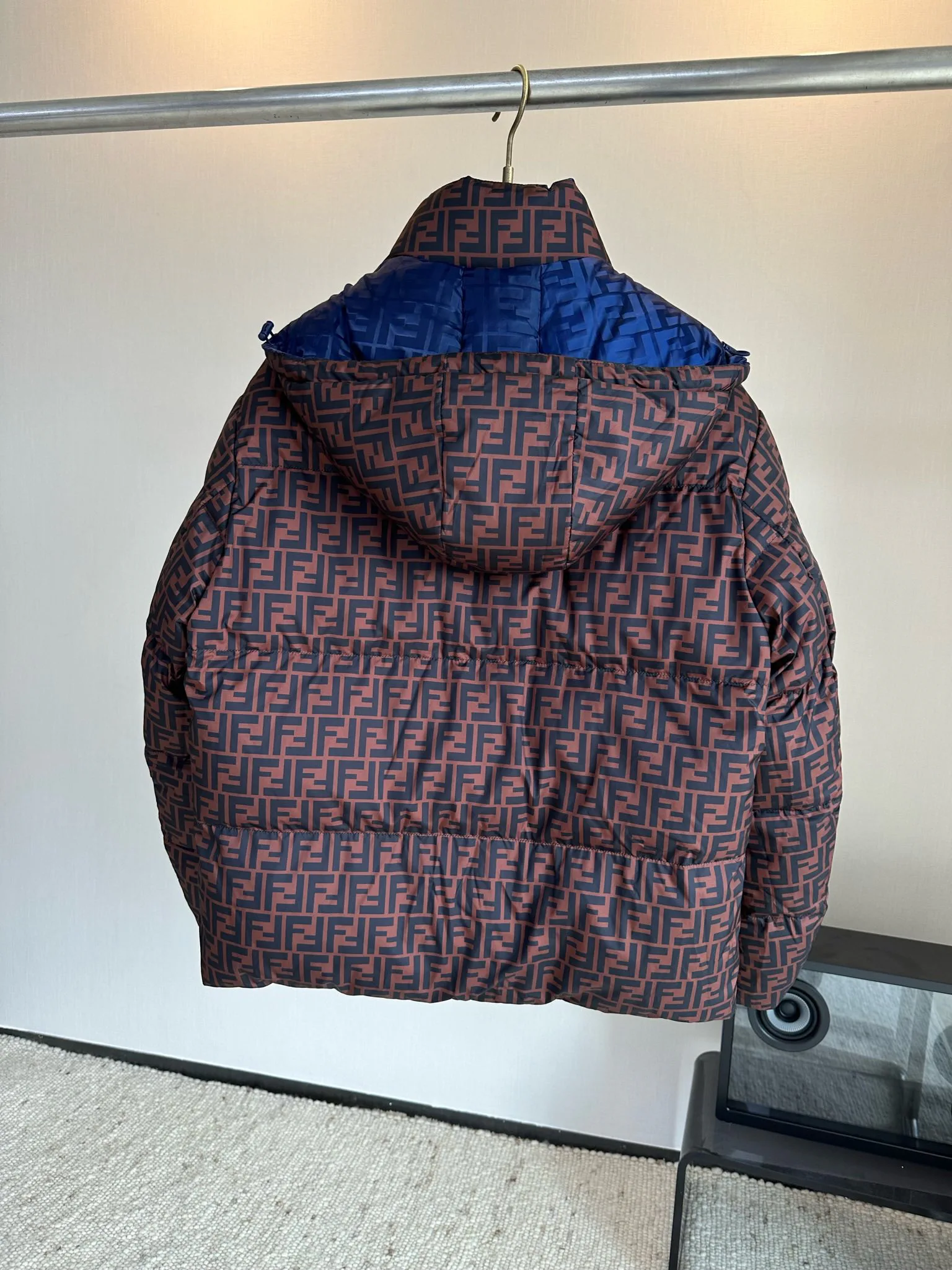 Куртки И Пуховики Мужские Fendi 607837