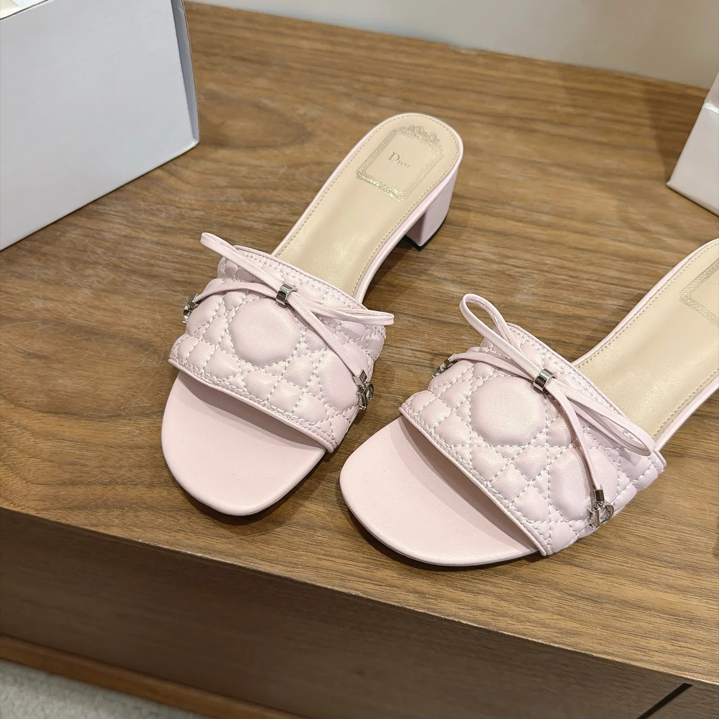 Босоножки Женские Christian Dior 17903973