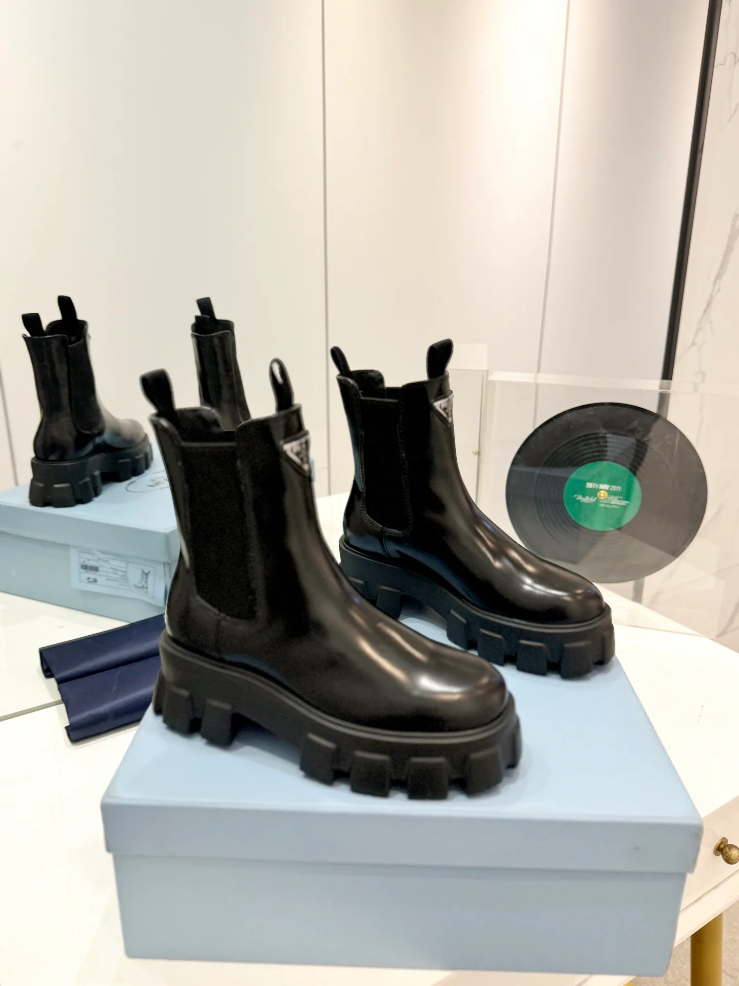 Ботинки Женские Prada 18367028
