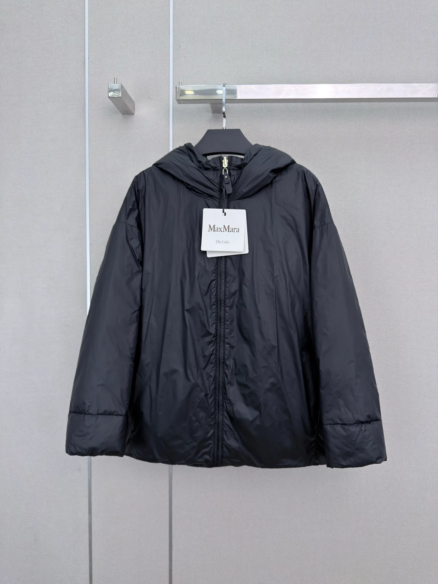 Куртки И Пуховики Женские Max Mara 18108351