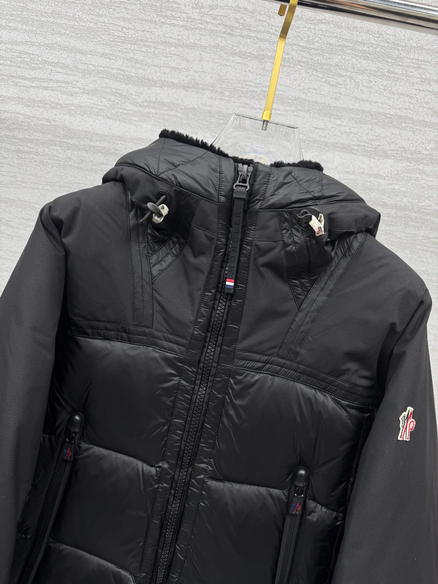 Куртки И Пуховики Мужские Moncler 283179