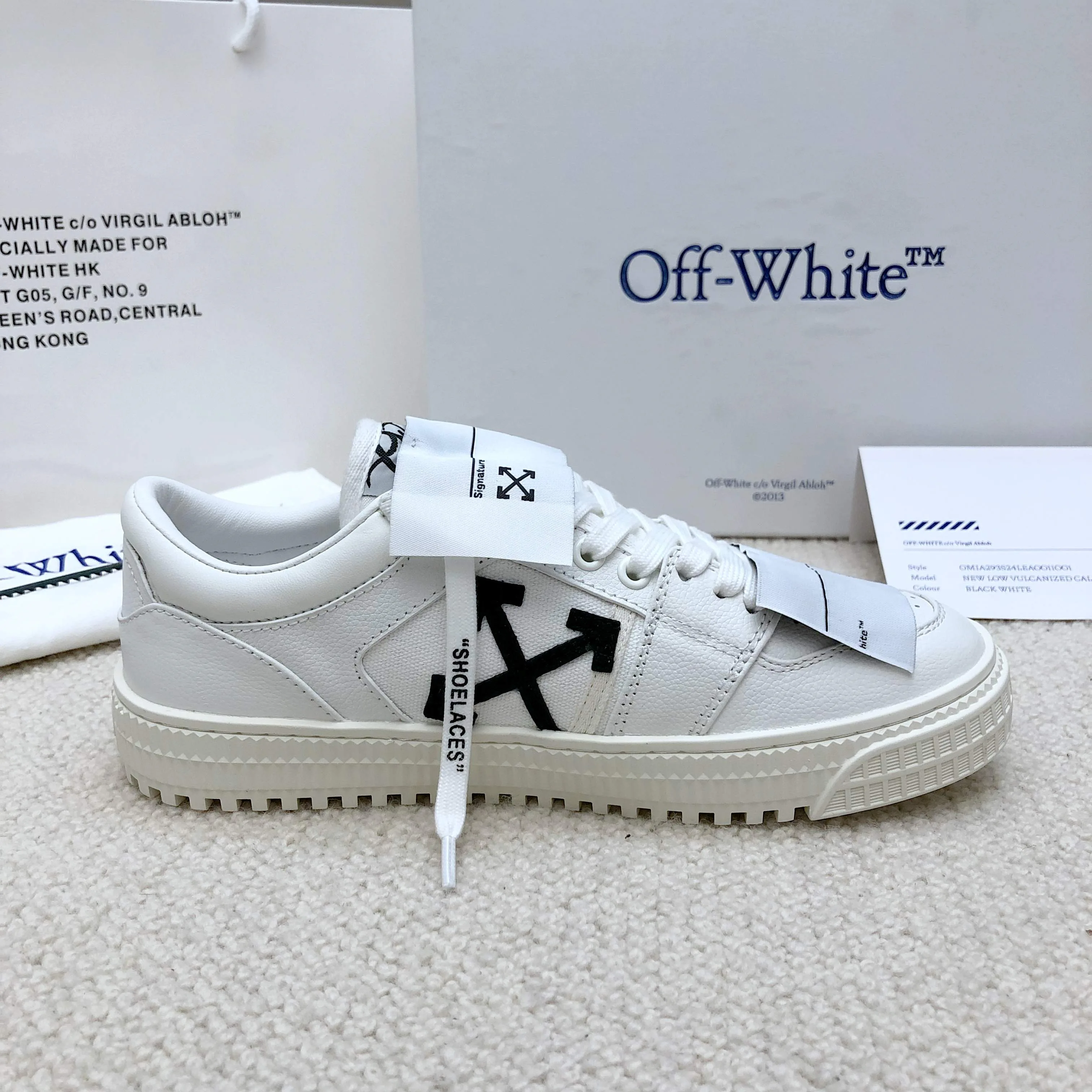 Кроссовки Женские Off-White 18158684
