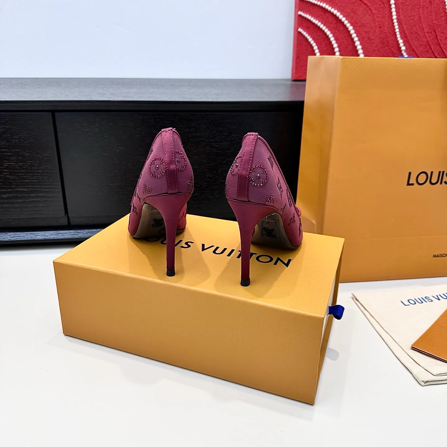 Туфли Женские Louis Vuitton 11419706