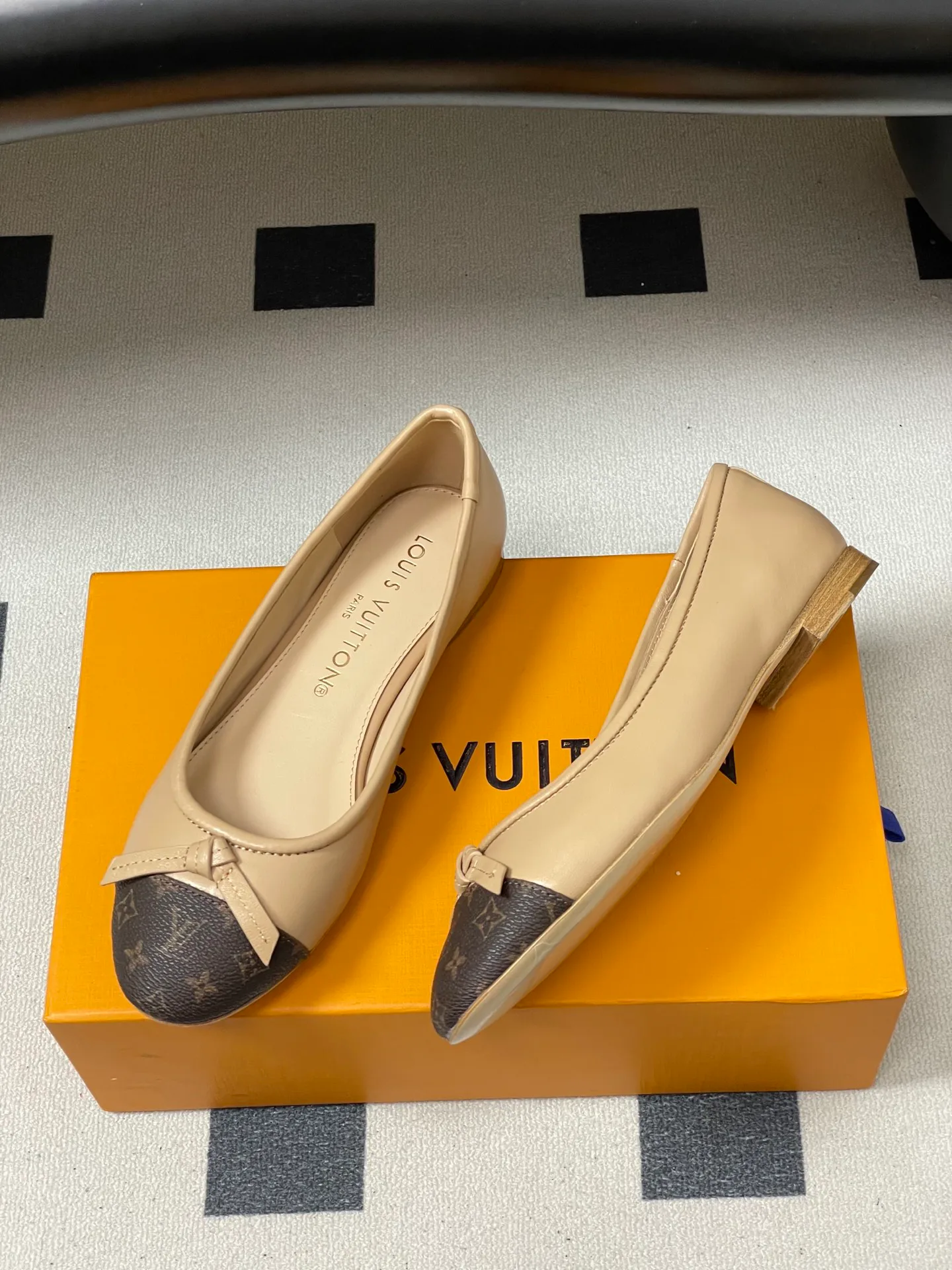 Балетки Женские Louis Vuitton 11578968