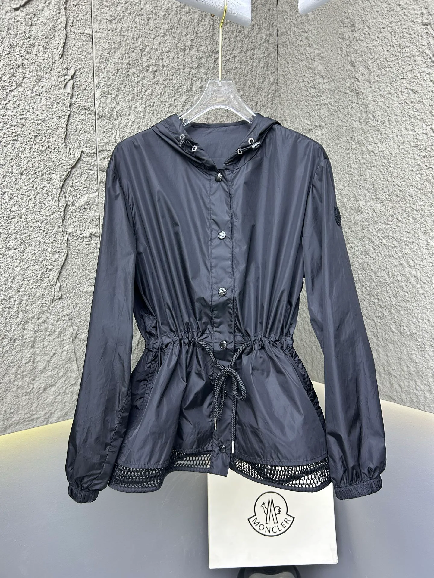 Куртки И Пуховики Женские Moncler 11862704