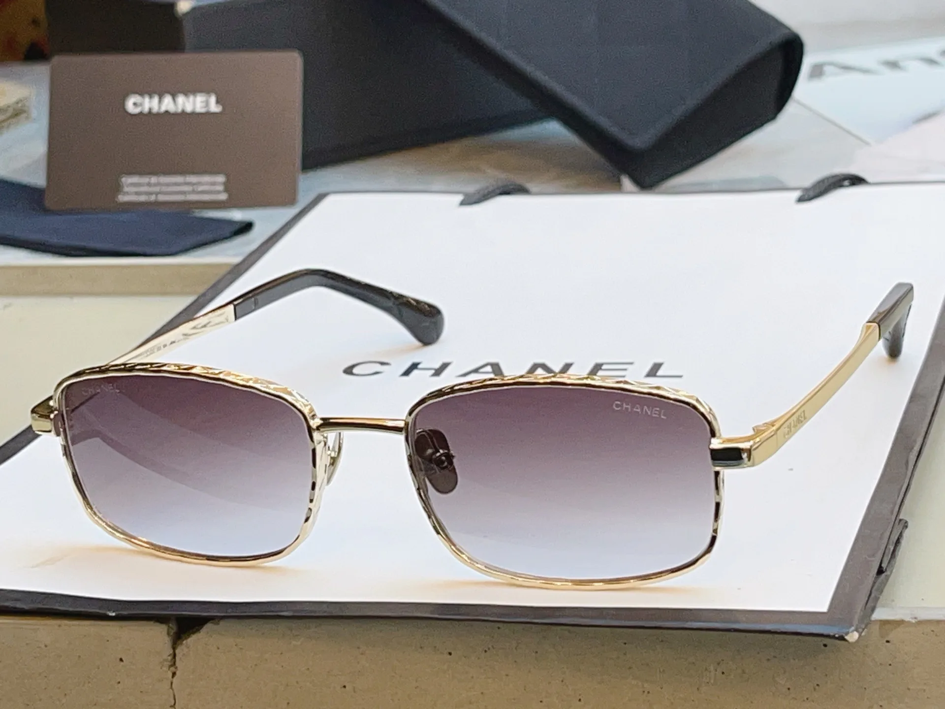 Очки Chanel 17428231