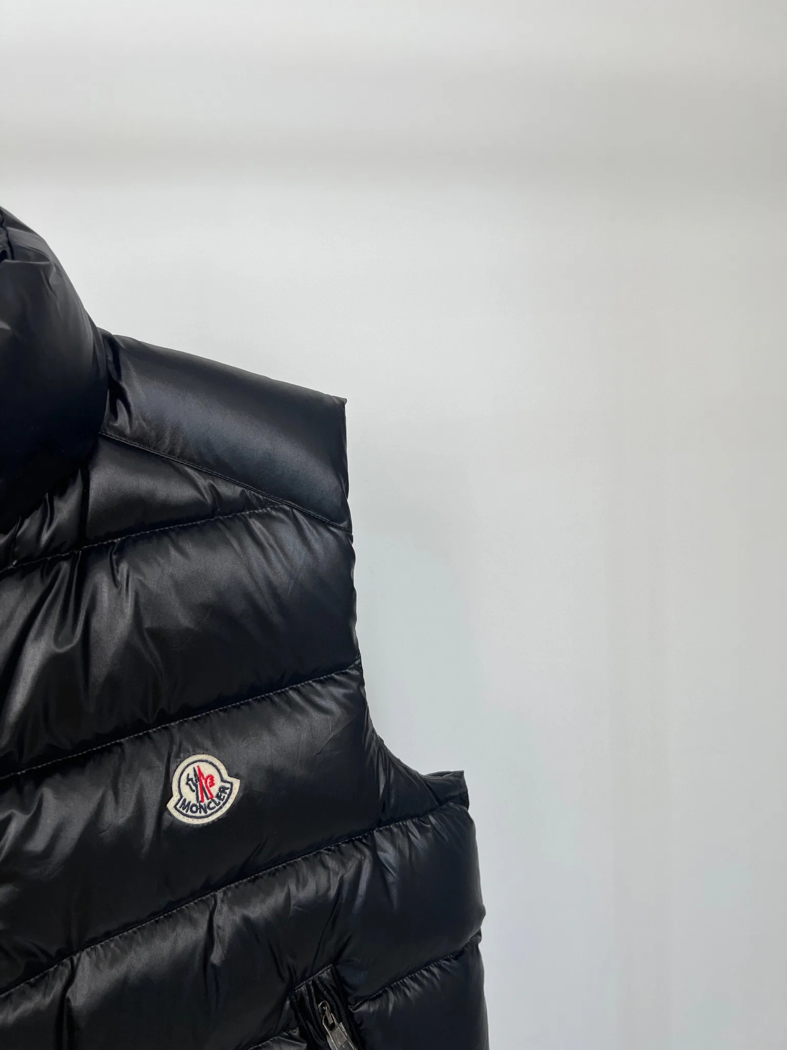 Жилеты Женские Moncler 18415670