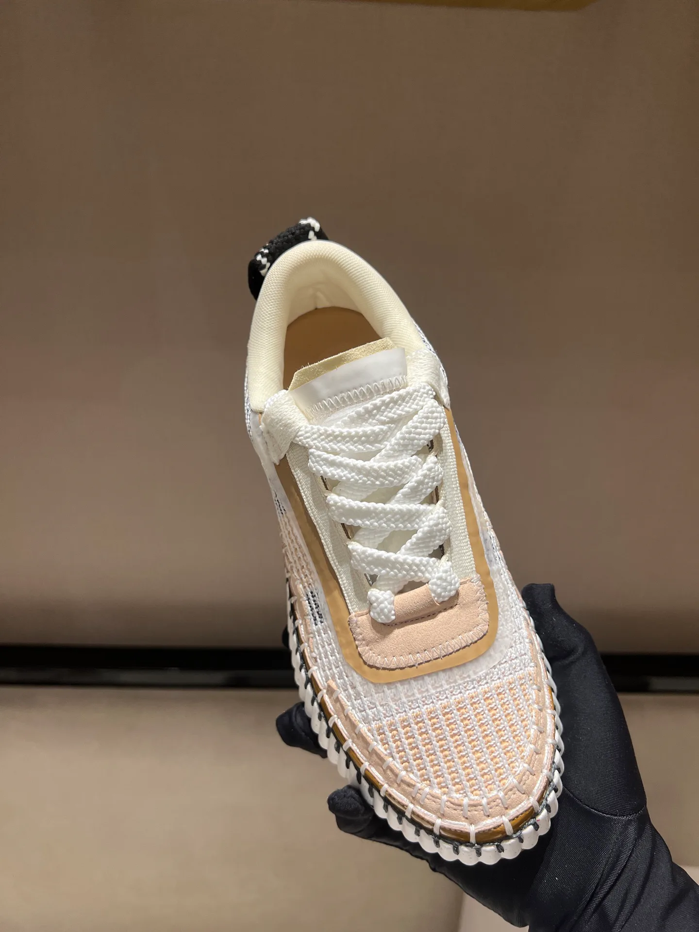 Кроссовки Женские Chloe 18020526