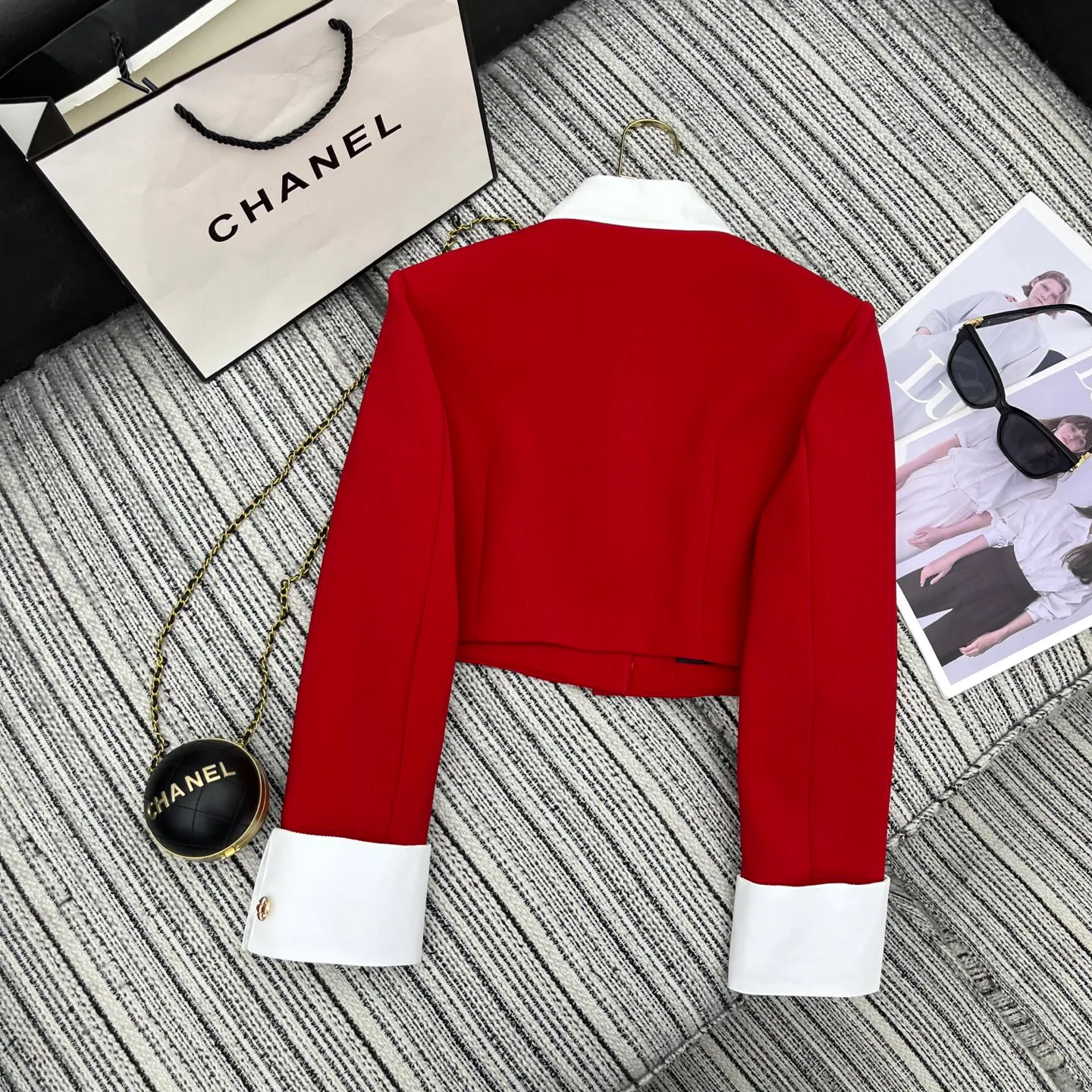 Куртки И Пуховики Женские Chanel 21646