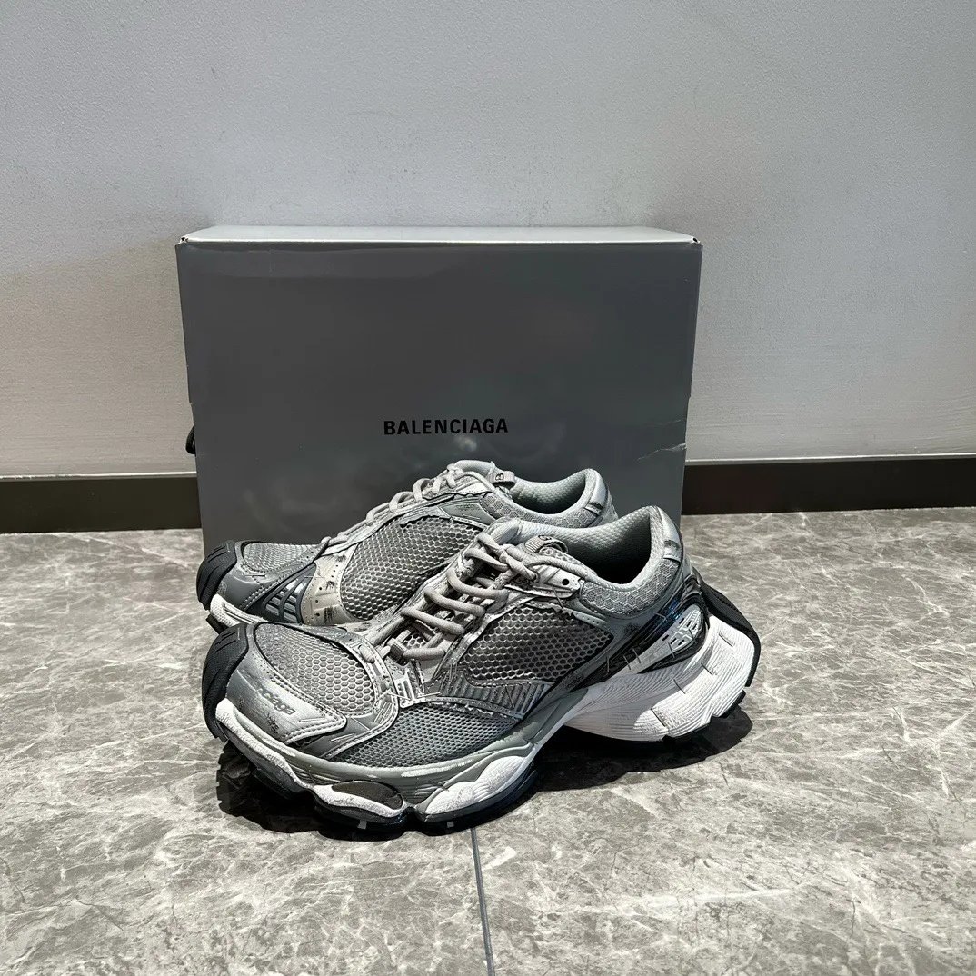 Кроссовки Женские Balenciaga 10028439