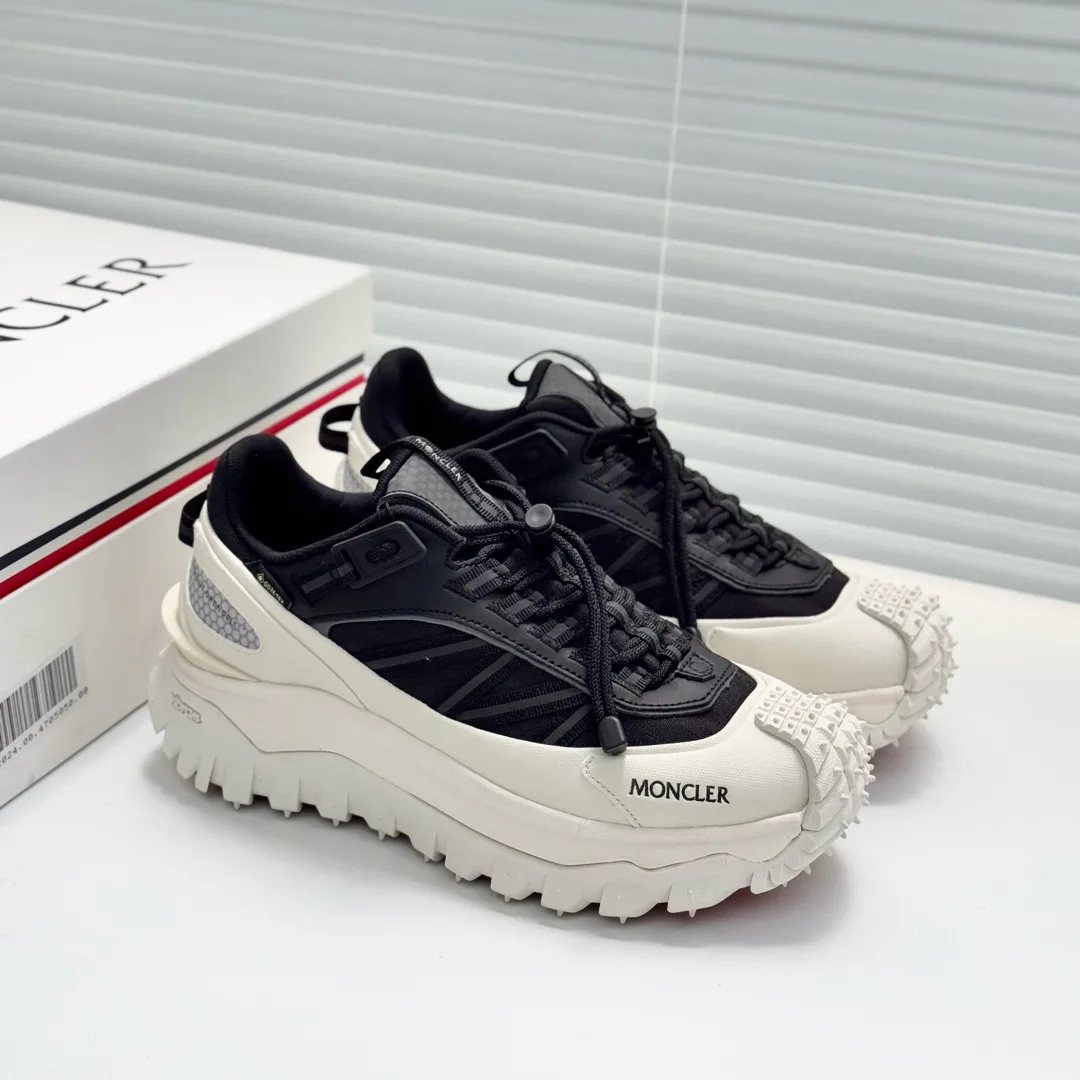 Кроссовки Женские Moncler 2050