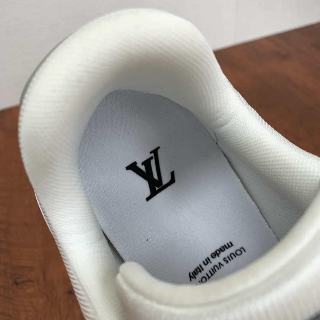 Кроссовки Мужские Louis Vuitton 5892143