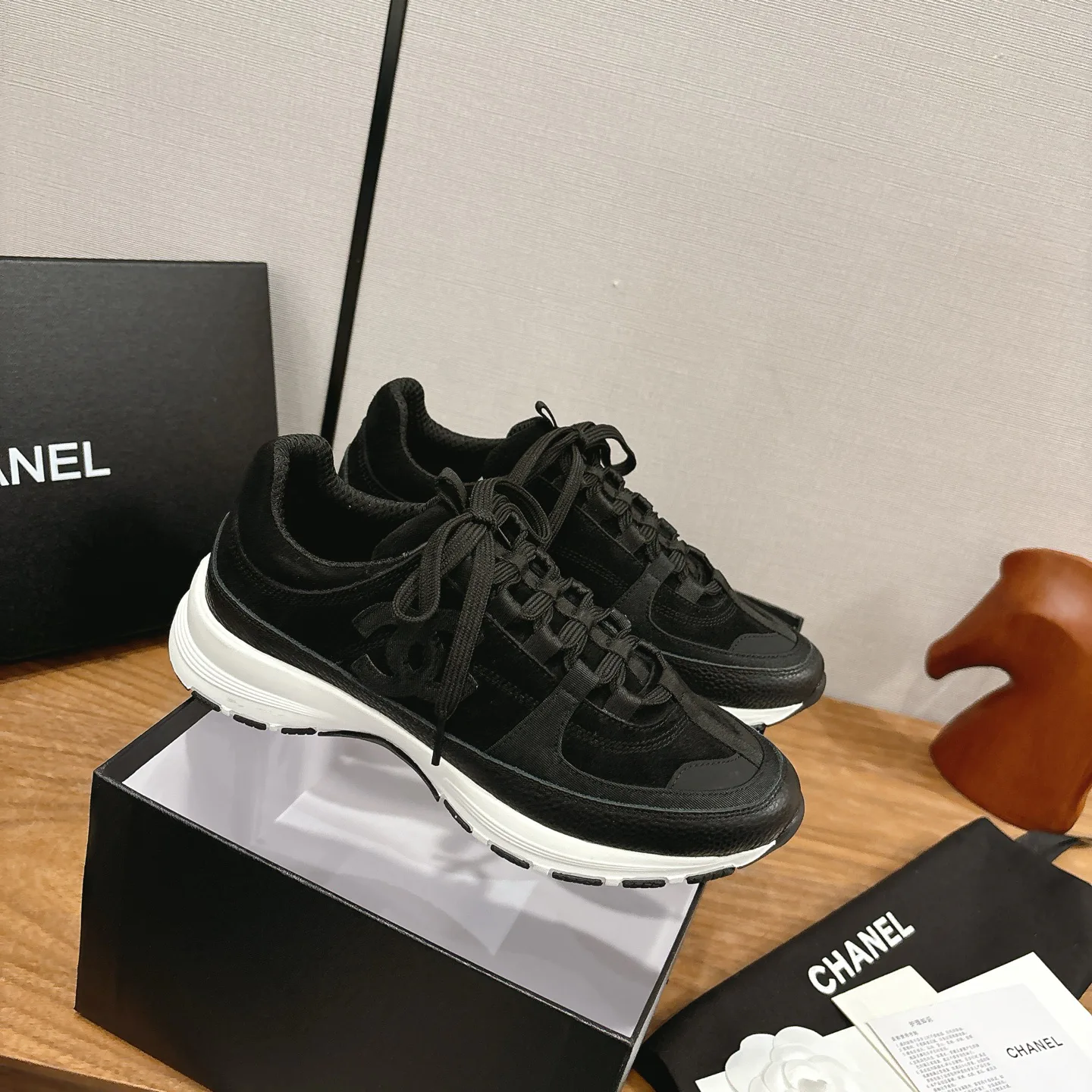 Кроссовки Женские Chanel 348739