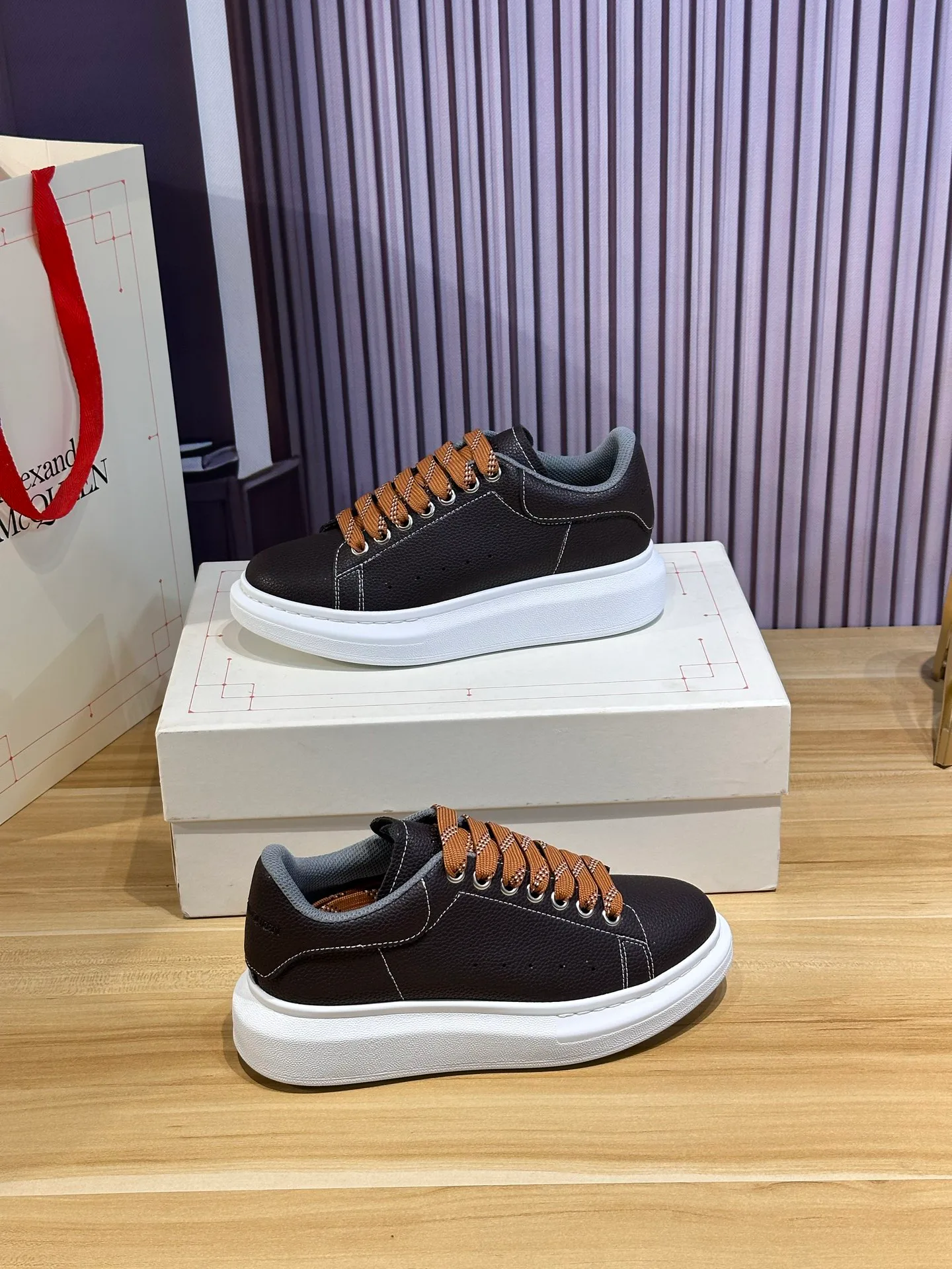 Кроссовки Женские Alexander Mcqueen 3470451