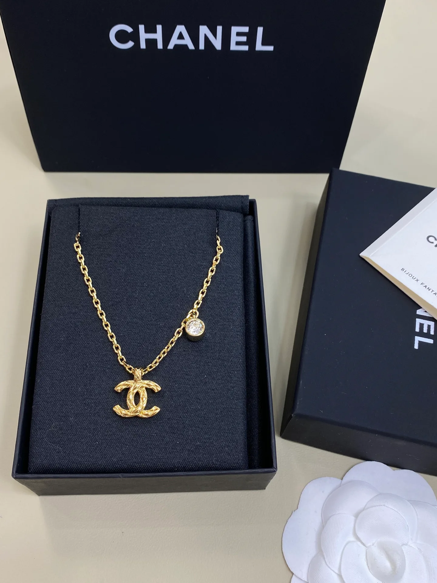 Бижутерия Chanel 11408452