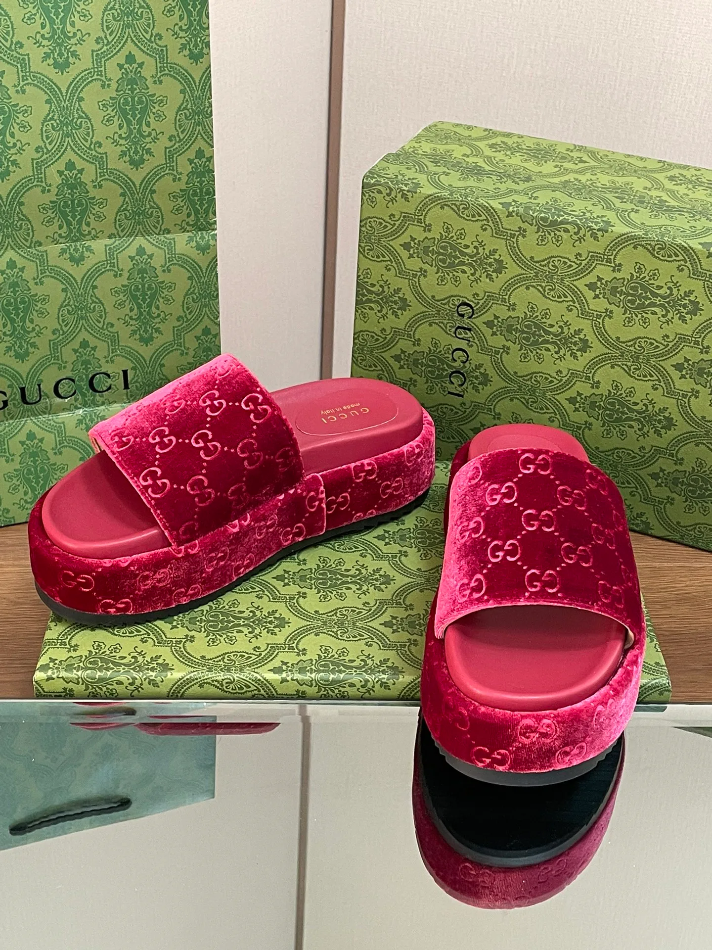 Шлепанцы Женские Gucci 10906