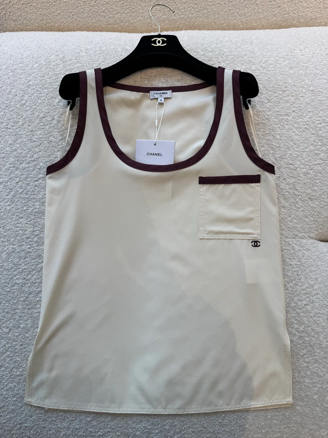 Жилеты Женские Chanel 11629595