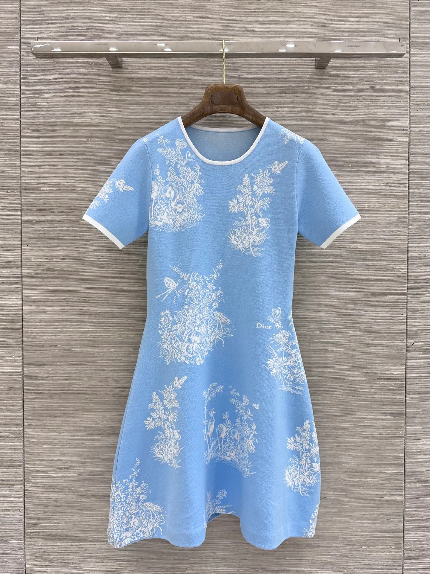 Платья Женские Christian Dior 17354249