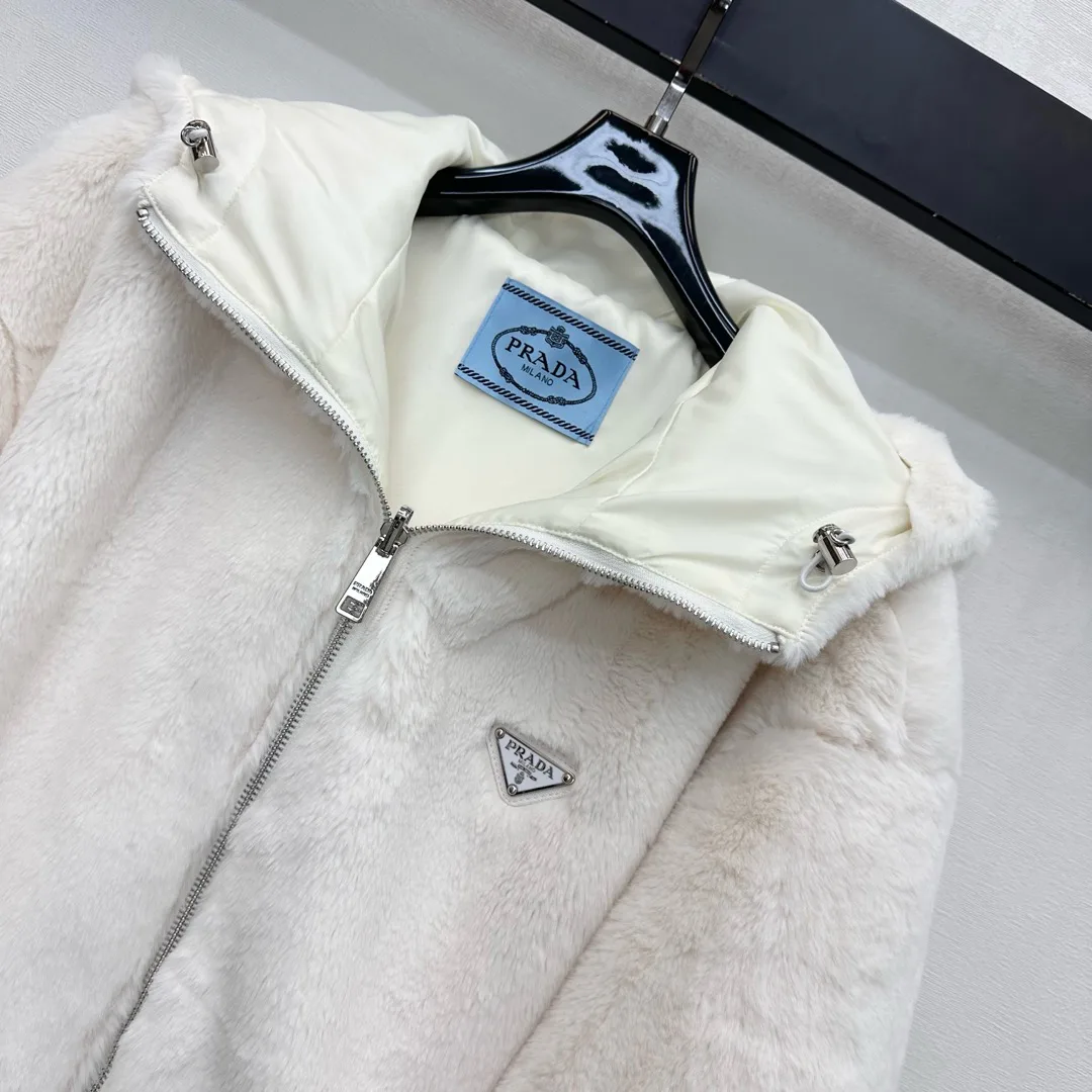 Куртки И Пуховики Женские Prada 393727