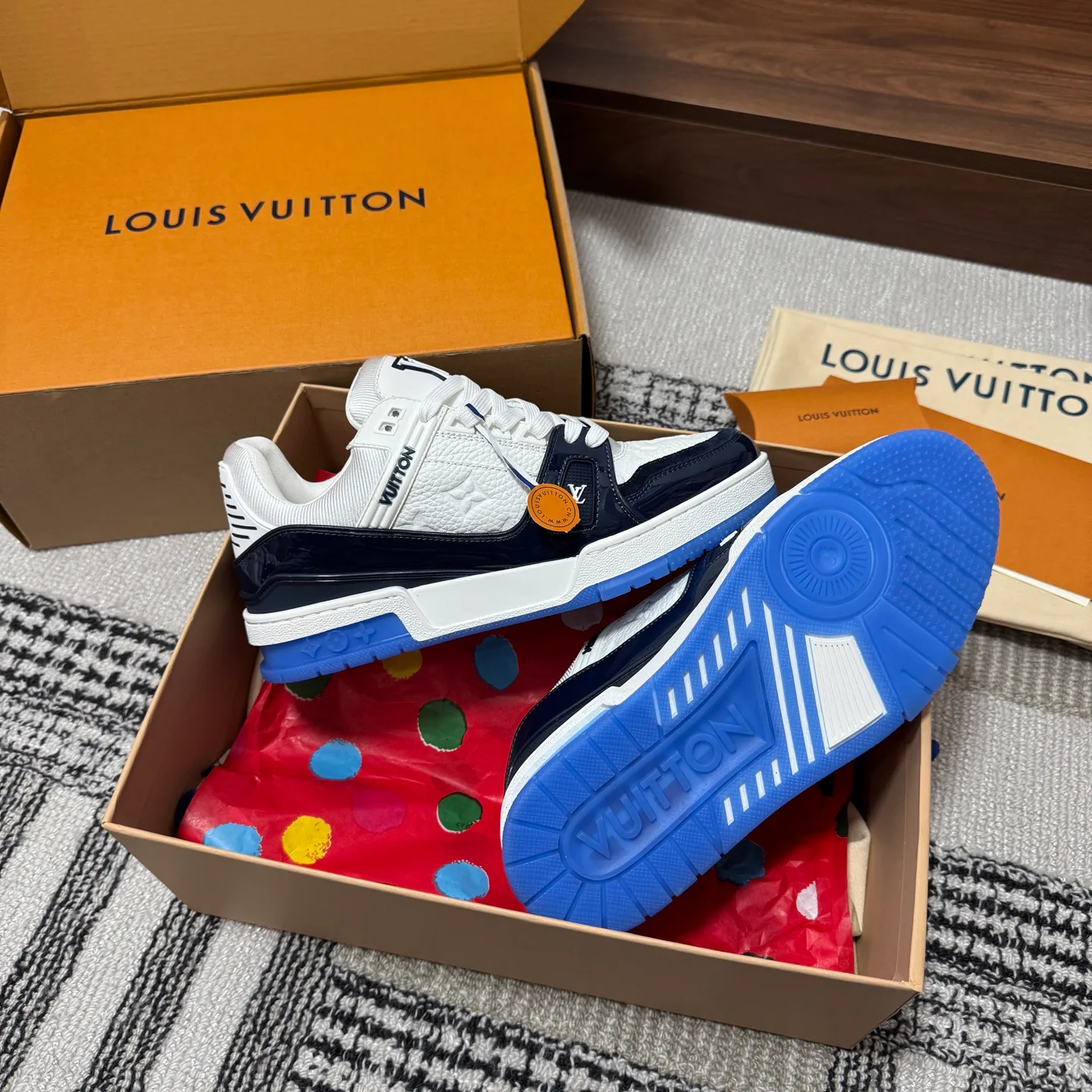 Кроссовки Женские Louis Vuitton 1546796
