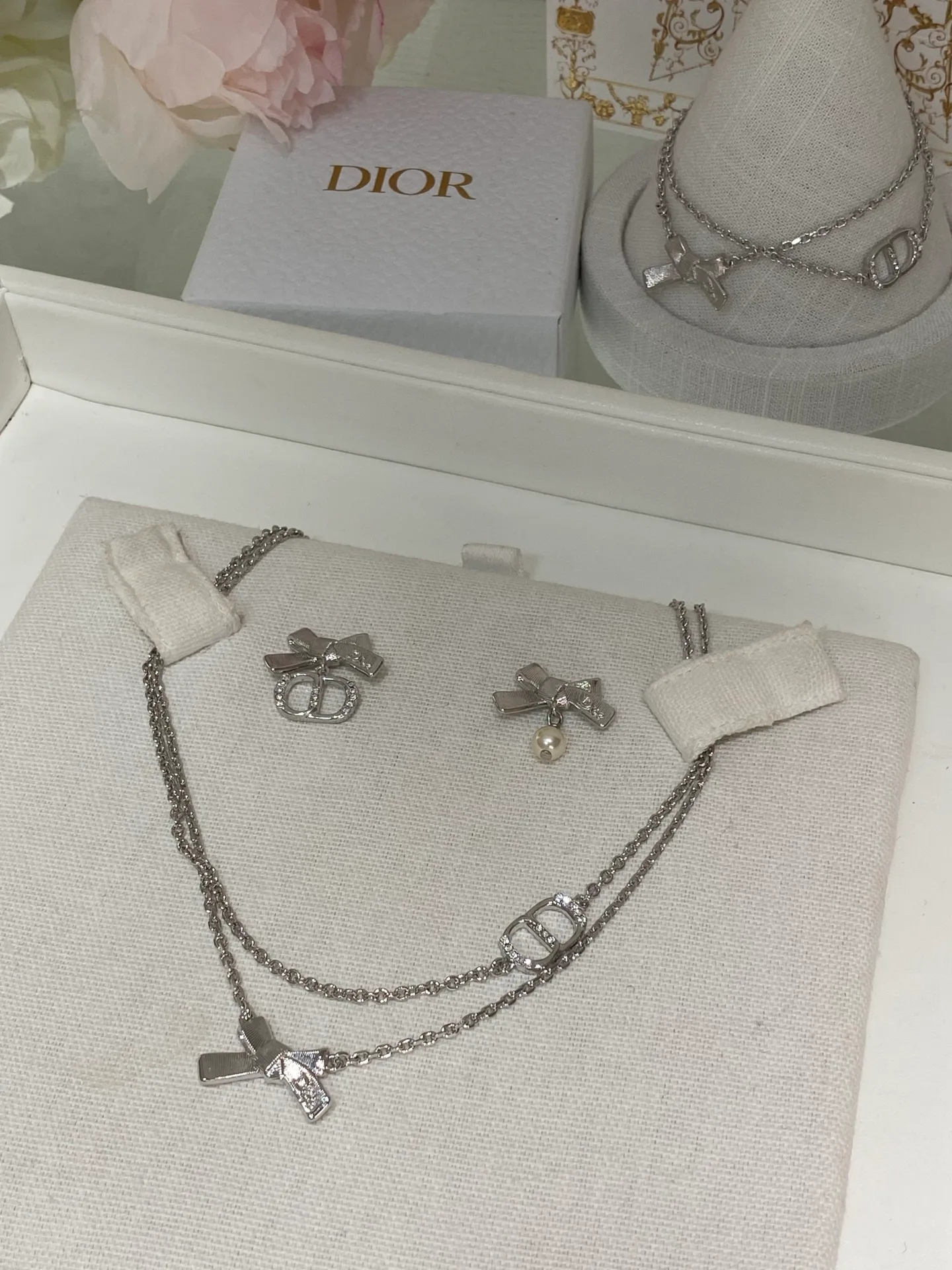 Бижутерия Christian Dior 18504586
