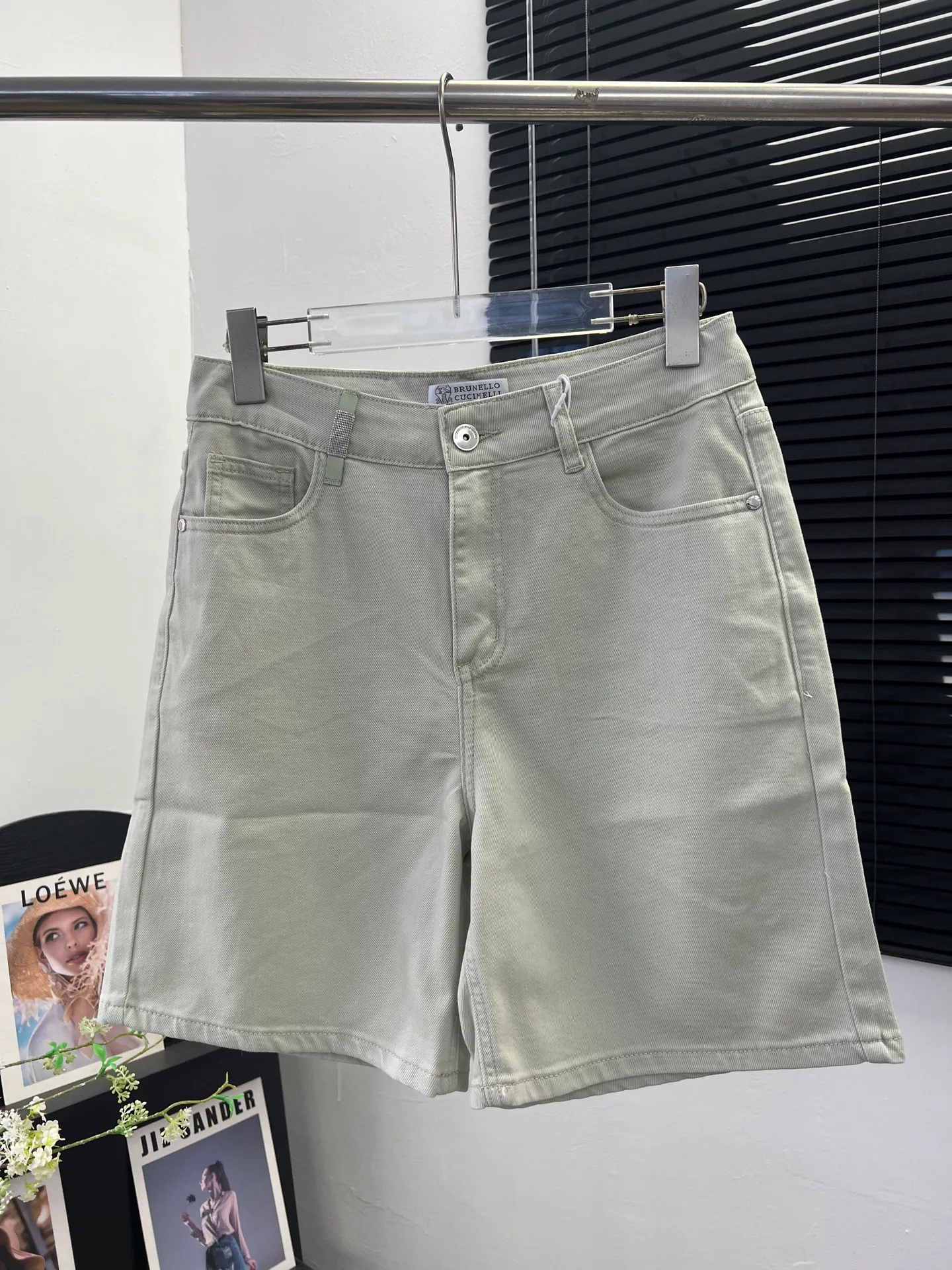Шорты Женские Brunello Cucinelli 18174572