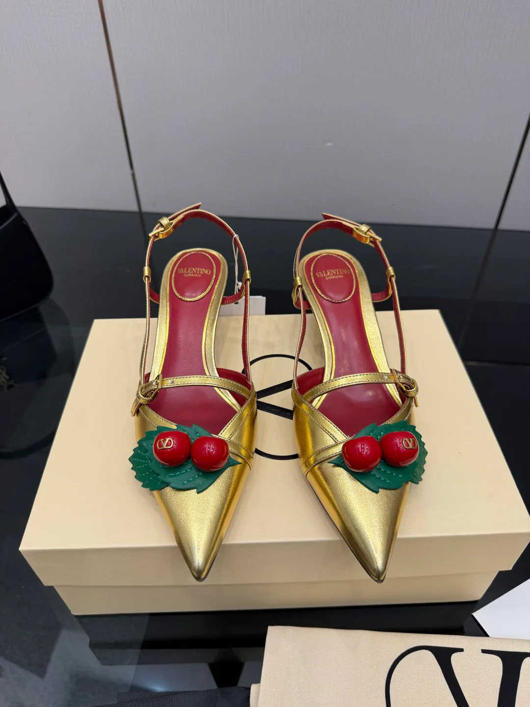 Сандалии Женские Valentino 11682323