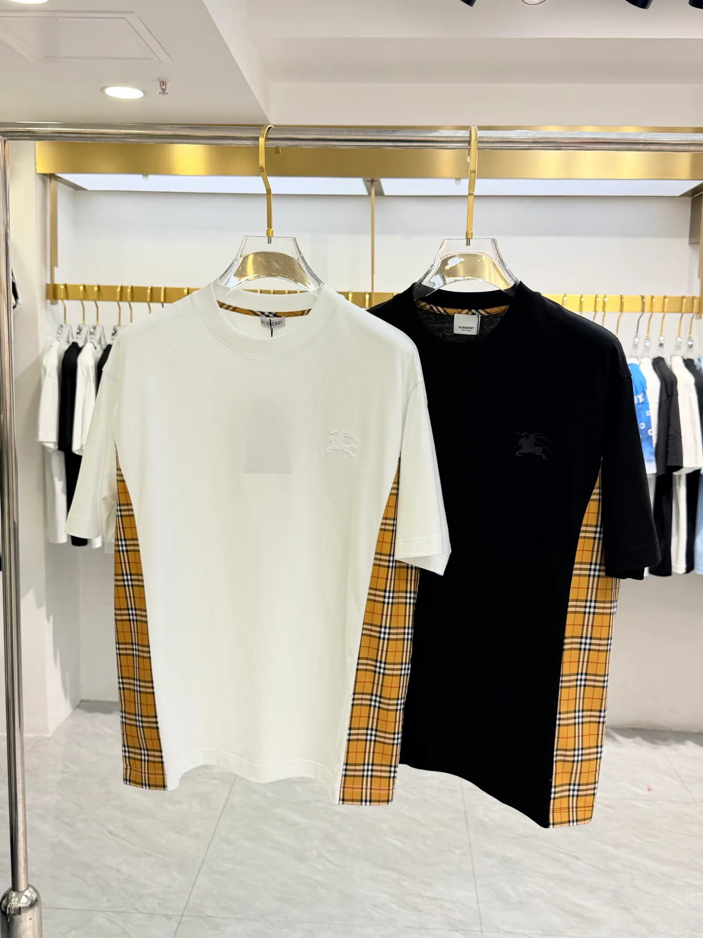 Футболки Женские Burberry 11784689