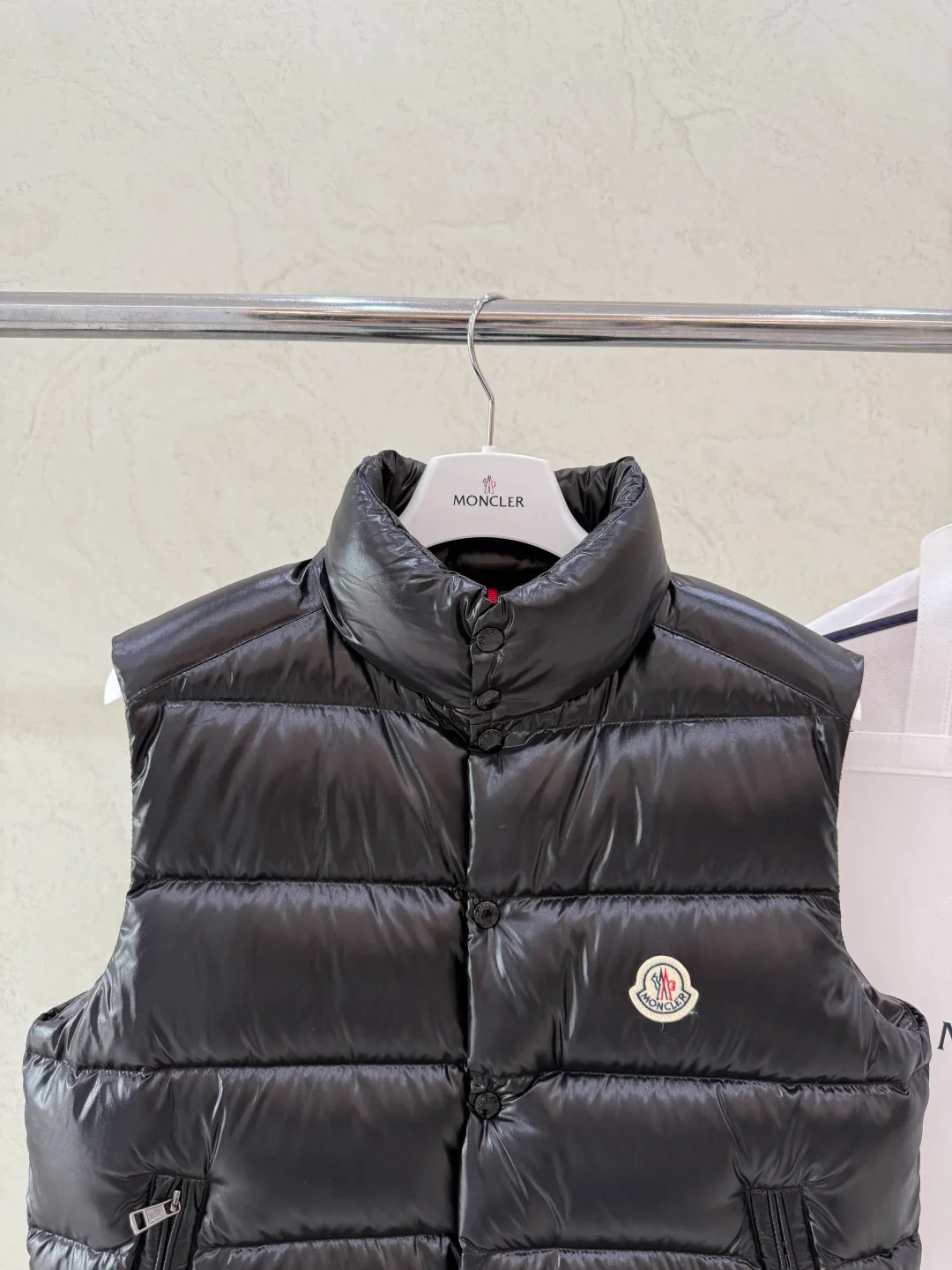 Жилеты Женские Moncler 18376095