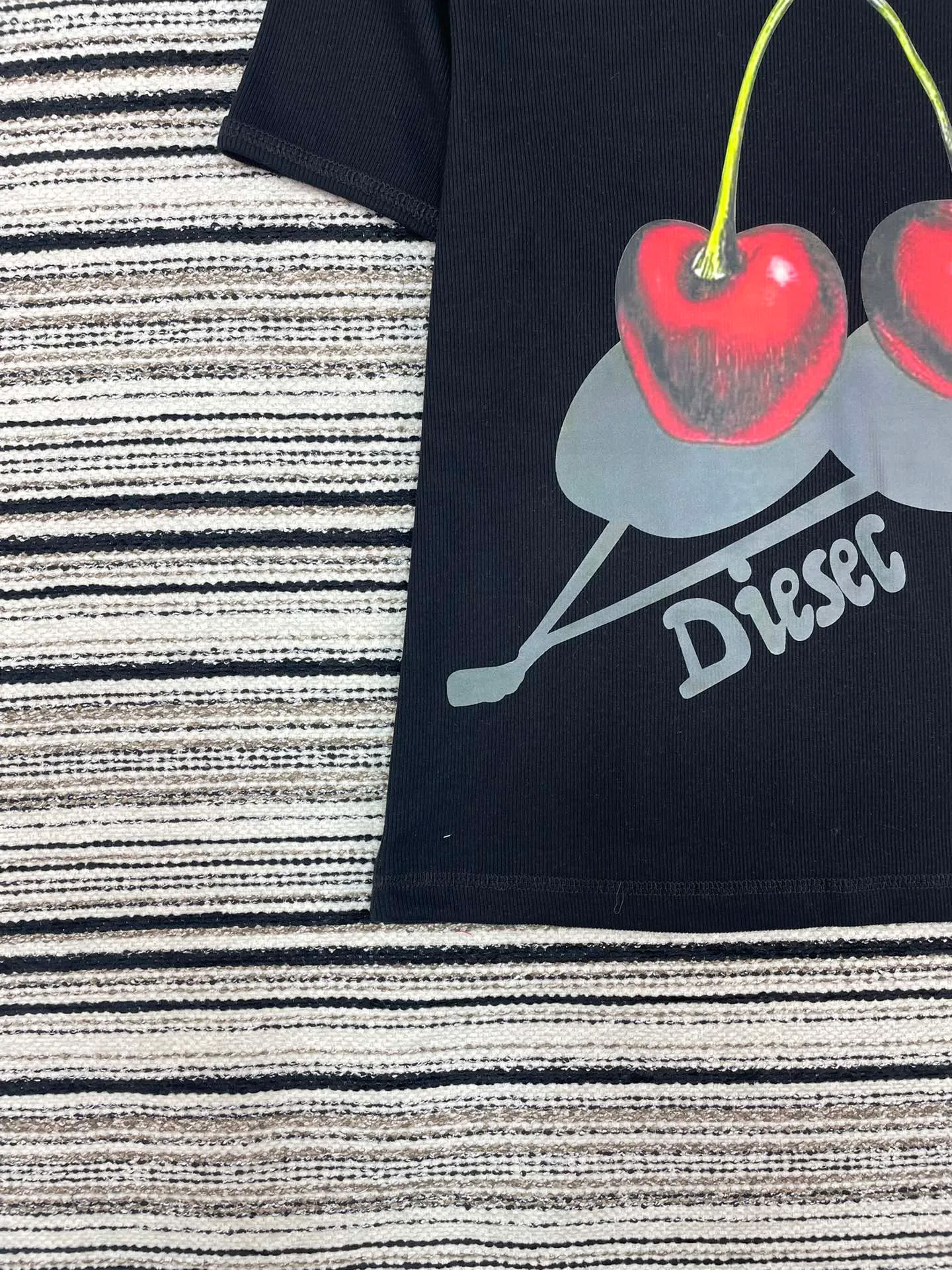 Футболки Женские Diesel 5153740