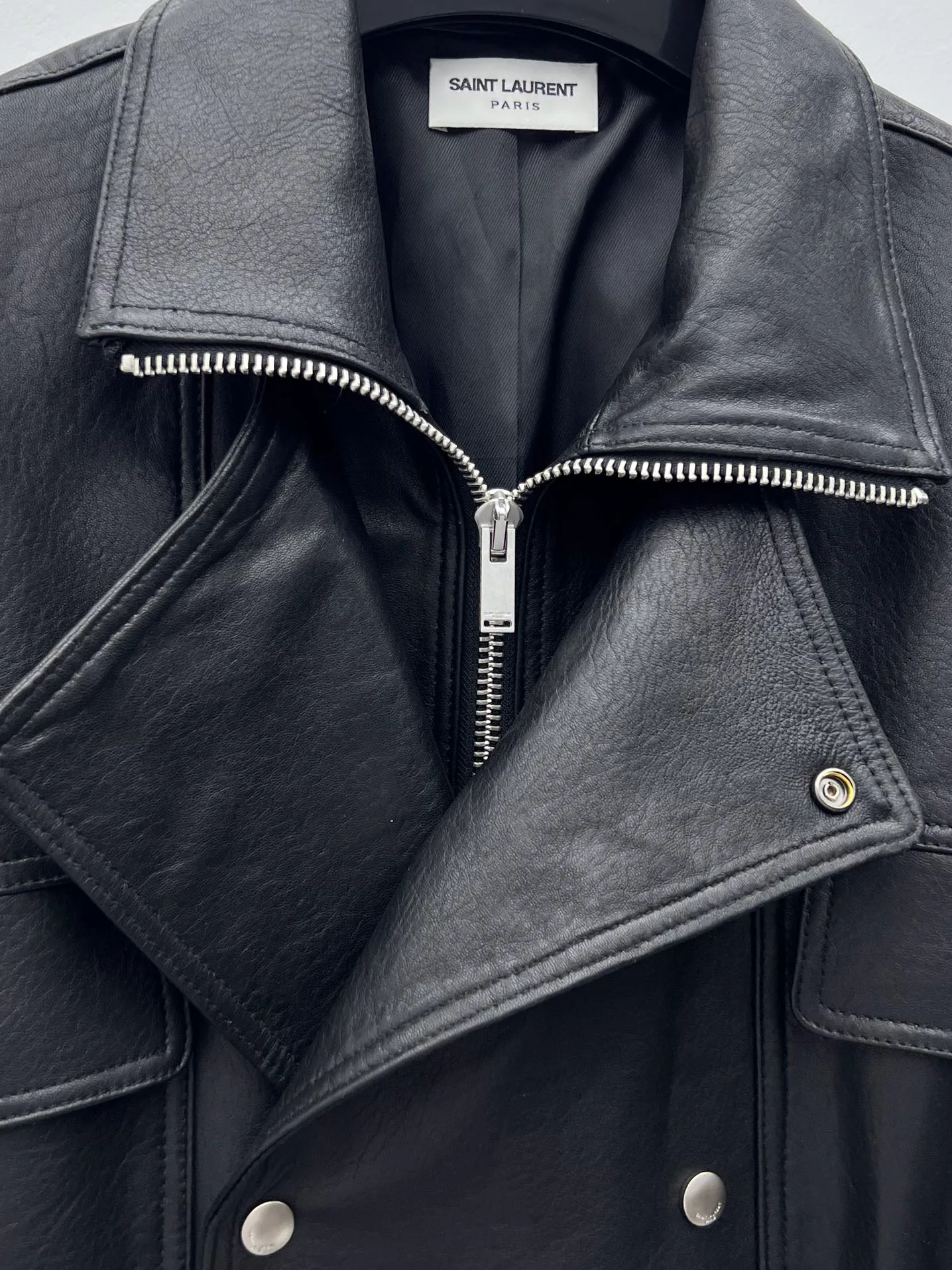 Кожаные Куртки И Дублёнки Женские Saint Laurent 17719118