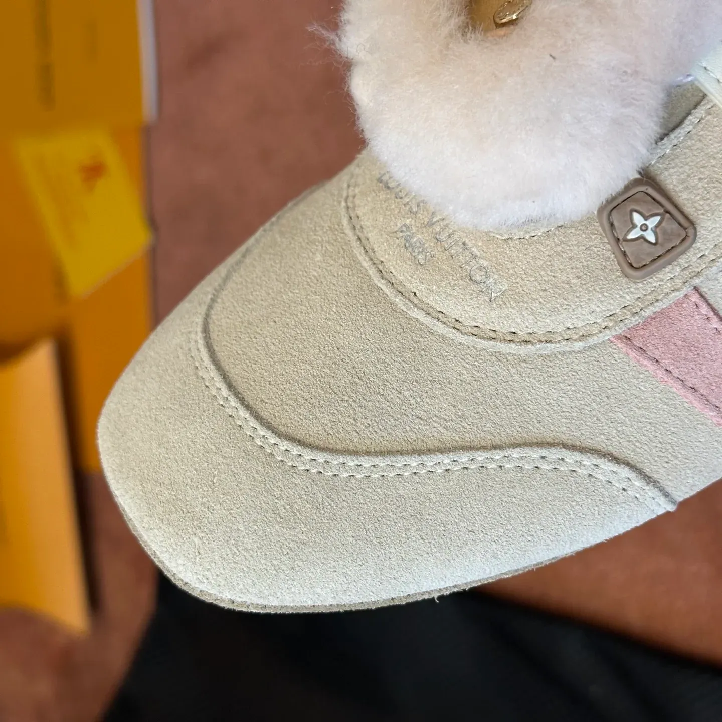 Кроссовки Женские Louis Vuitton 898800