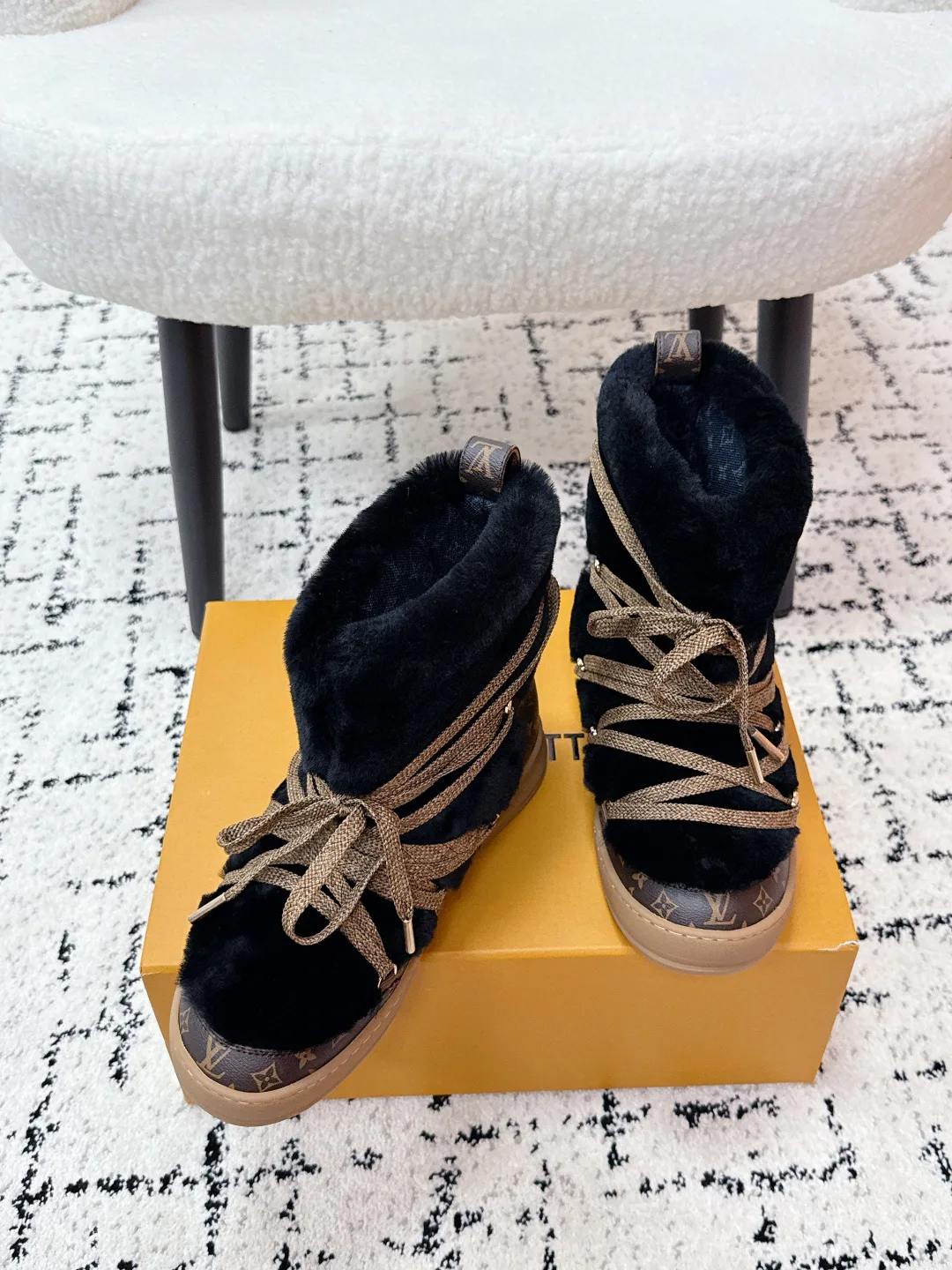 Угги Женские Louis Vuitton 442477