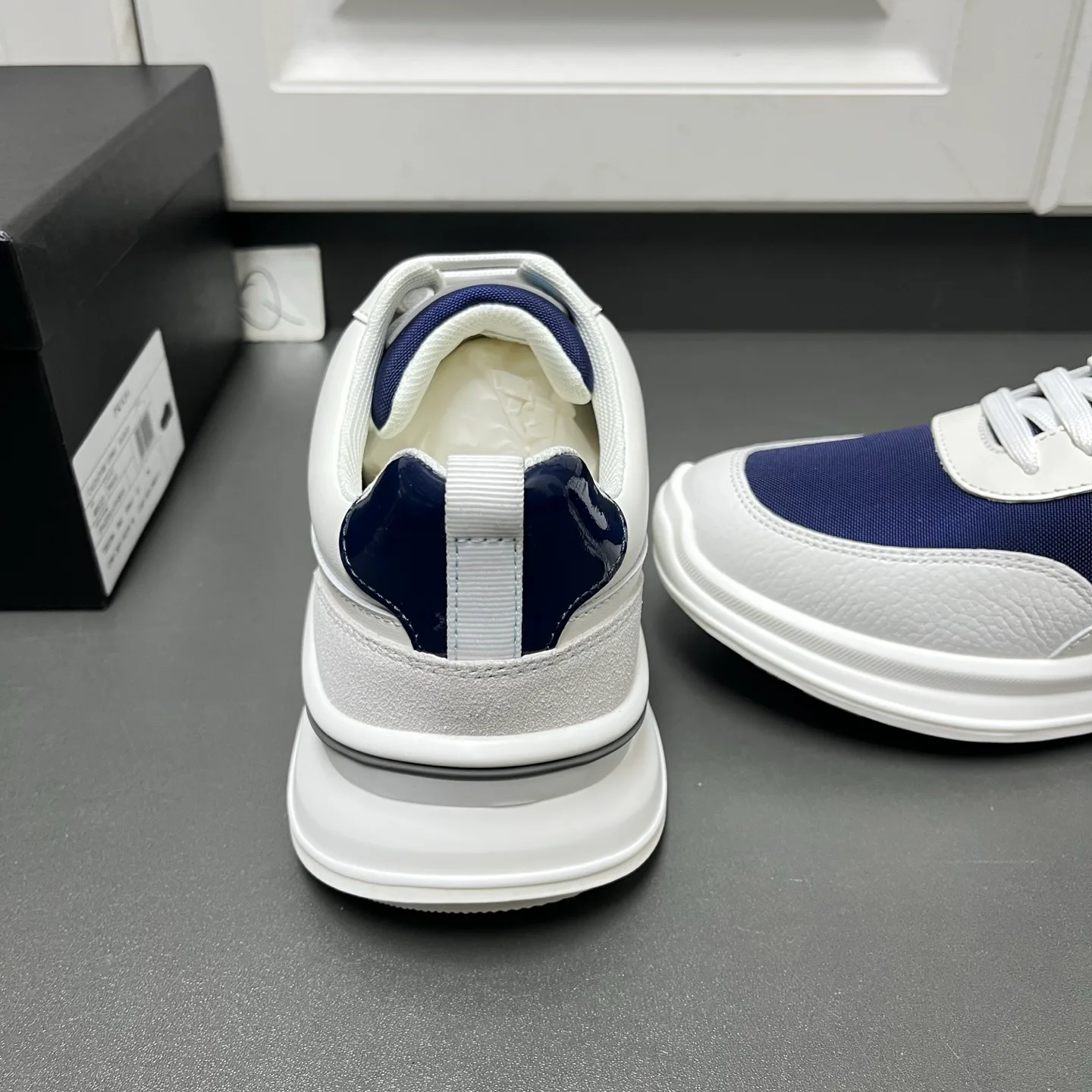 Кроссовки Мужские Prada 13569573