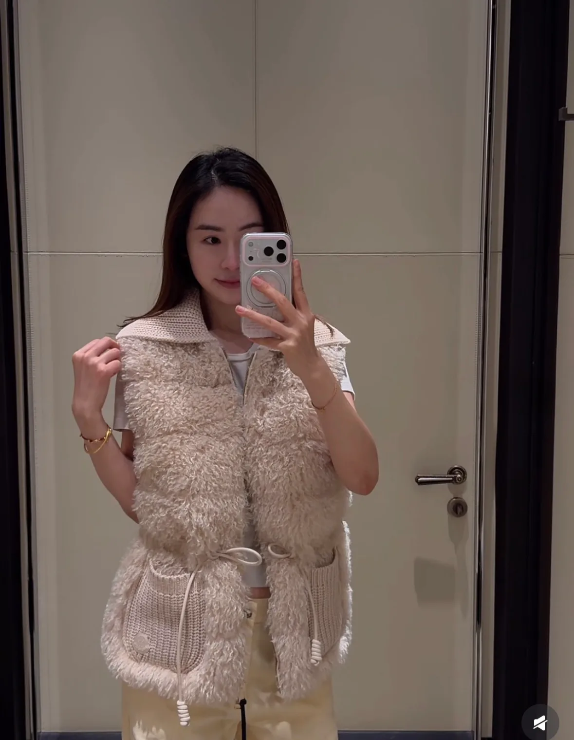 Жилеты Женские Moncler 18044816