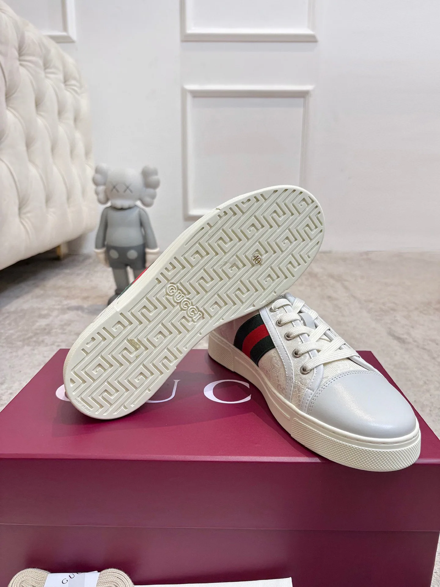 Кроссовки Женские Gucci 18901606